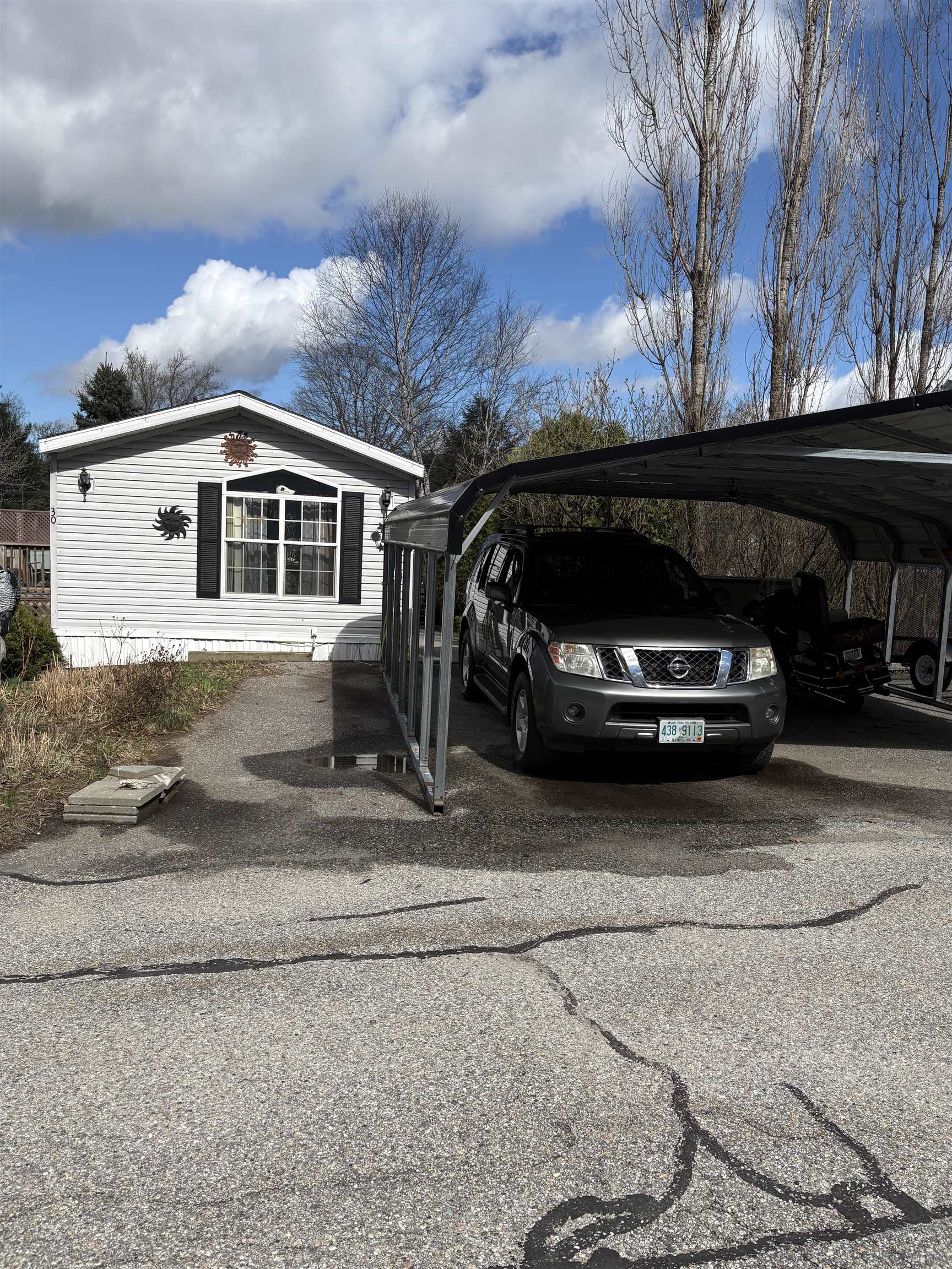 20 Old Henniker Rd, Hillsborough, NH 03244