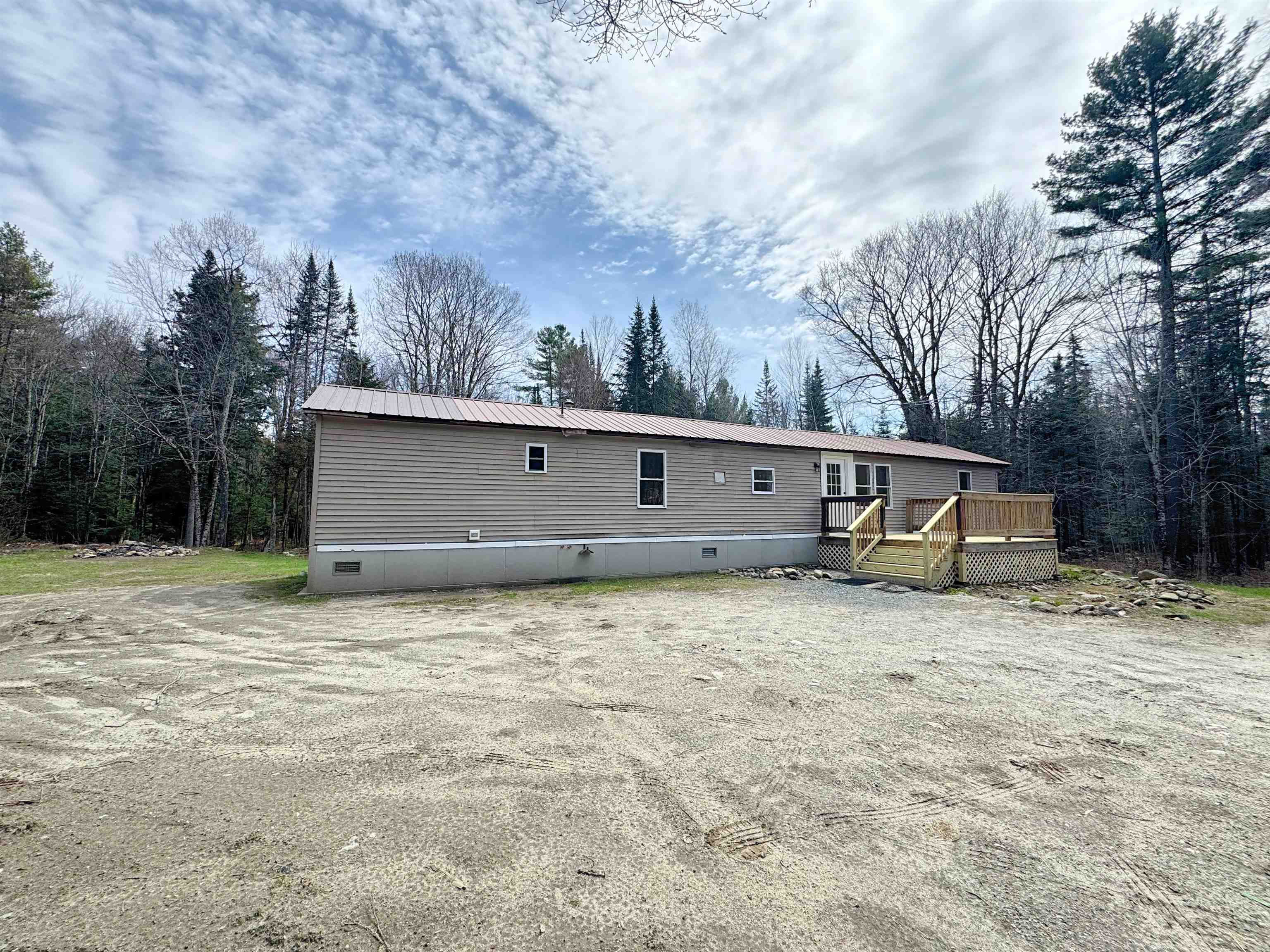 137 Keyes Hollow Rd, Lempster, NH 03605