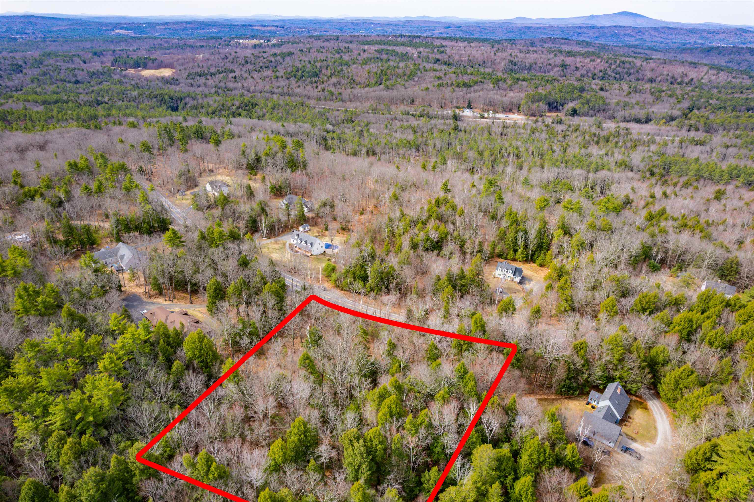 637 Sanborn Rd, Sanbornton, NH 03269