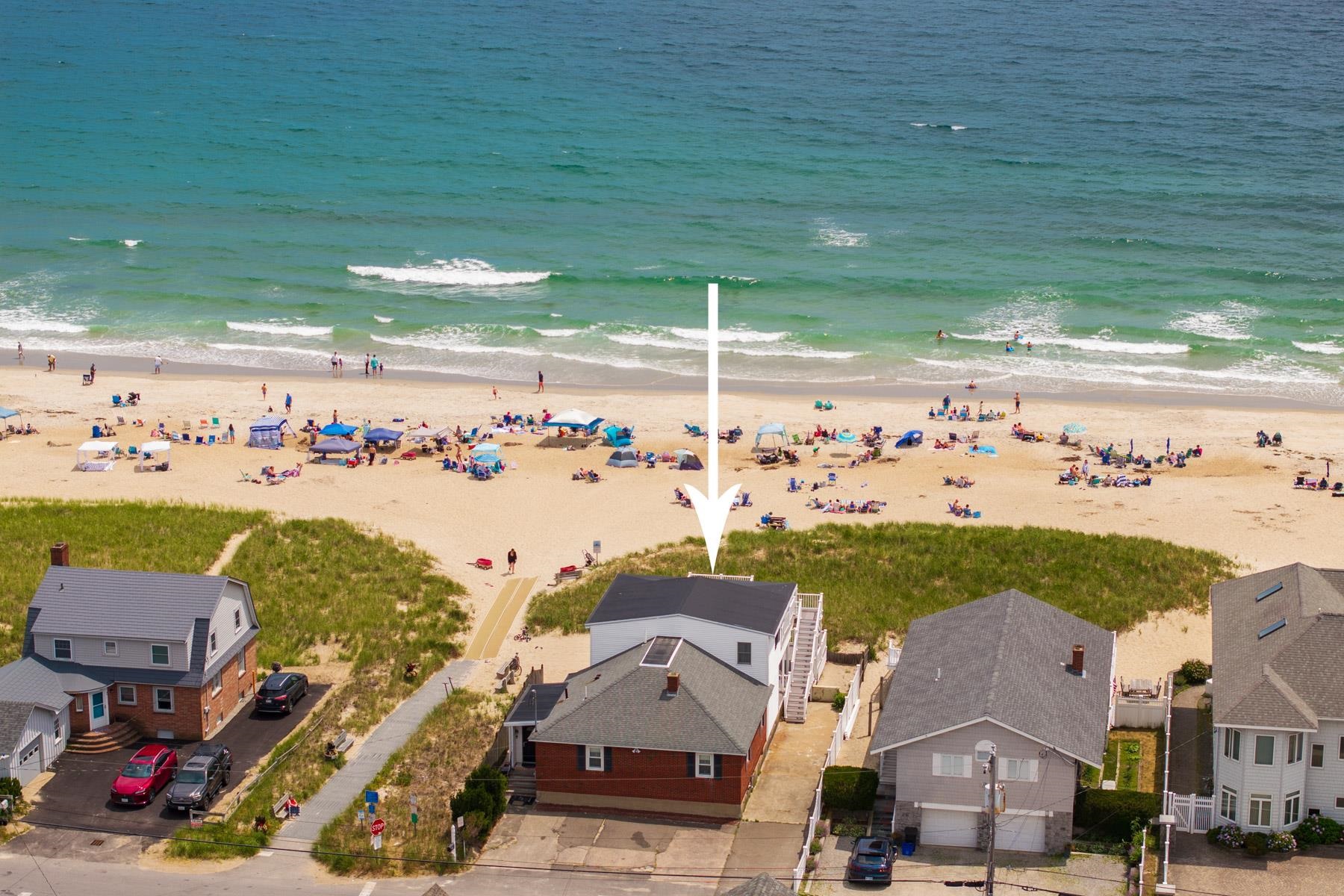 103 Ocean Dr, Seabrook, NH 03874