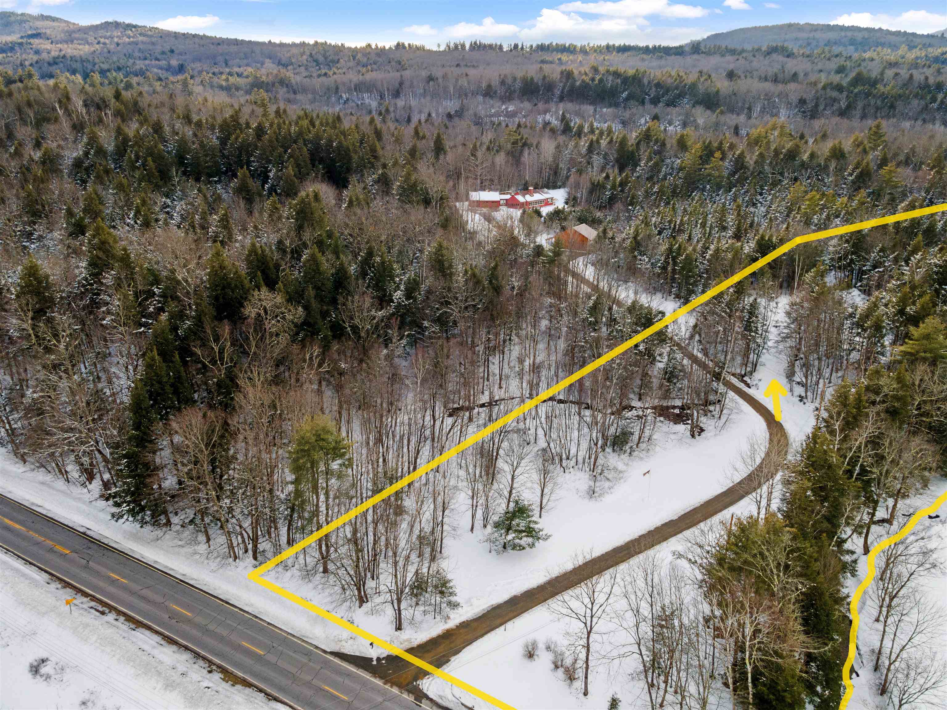 3039 Us Route 3, Thornton, NH 02385