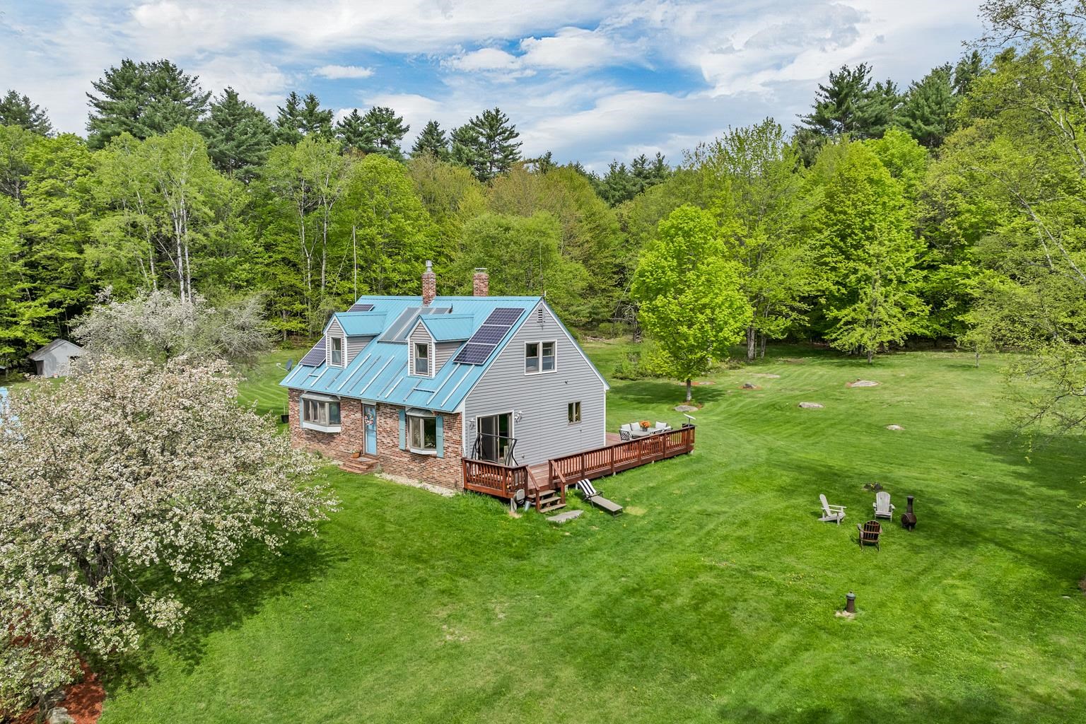 68 Sunset Rd, Alexandria, NH 03222