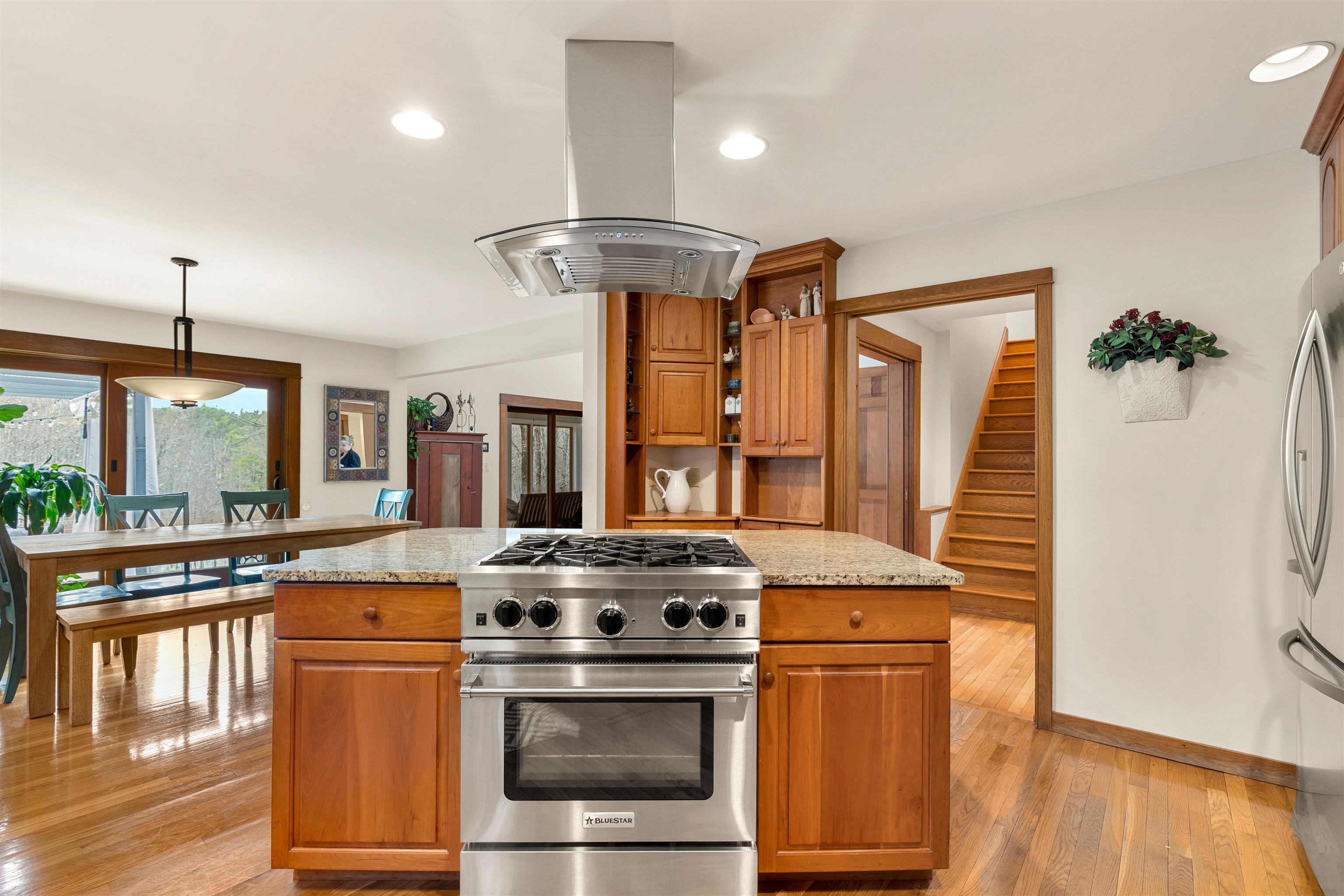 1 Elm Rd, Hanover, NH 03750