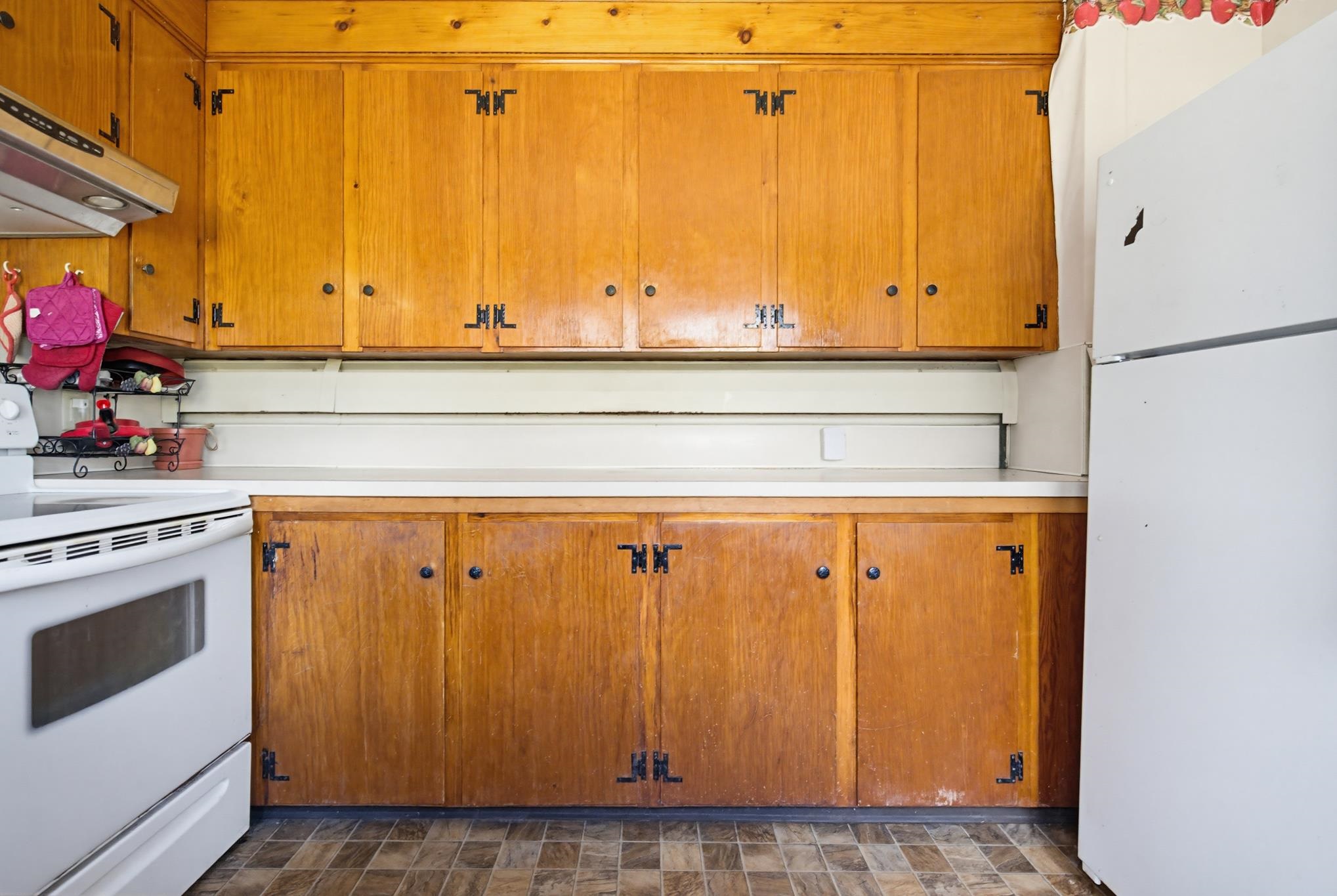 43 Old County Rd, Deering, NH 03244