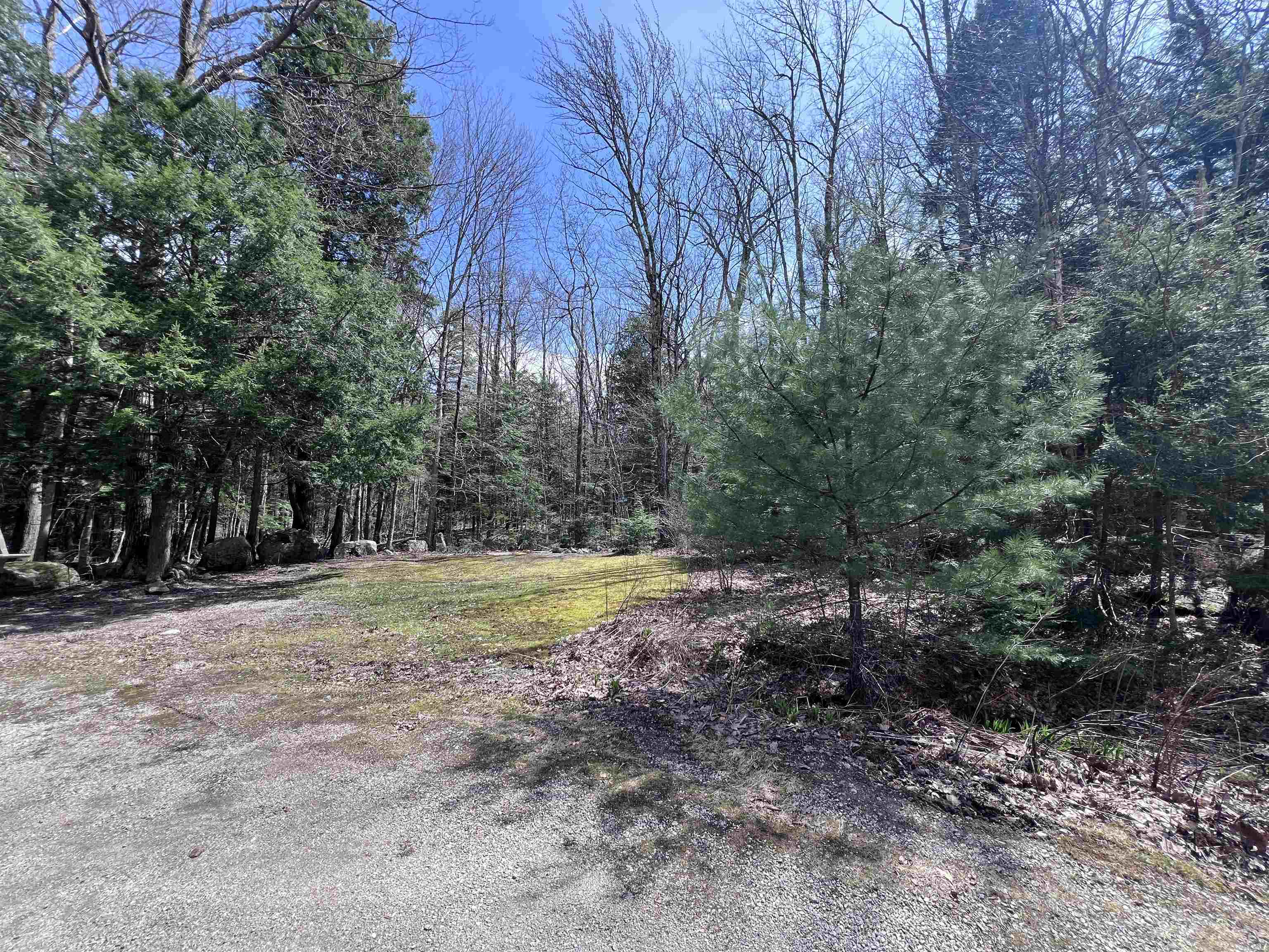 372 Keene Rd, Hillsborough, NH 03244