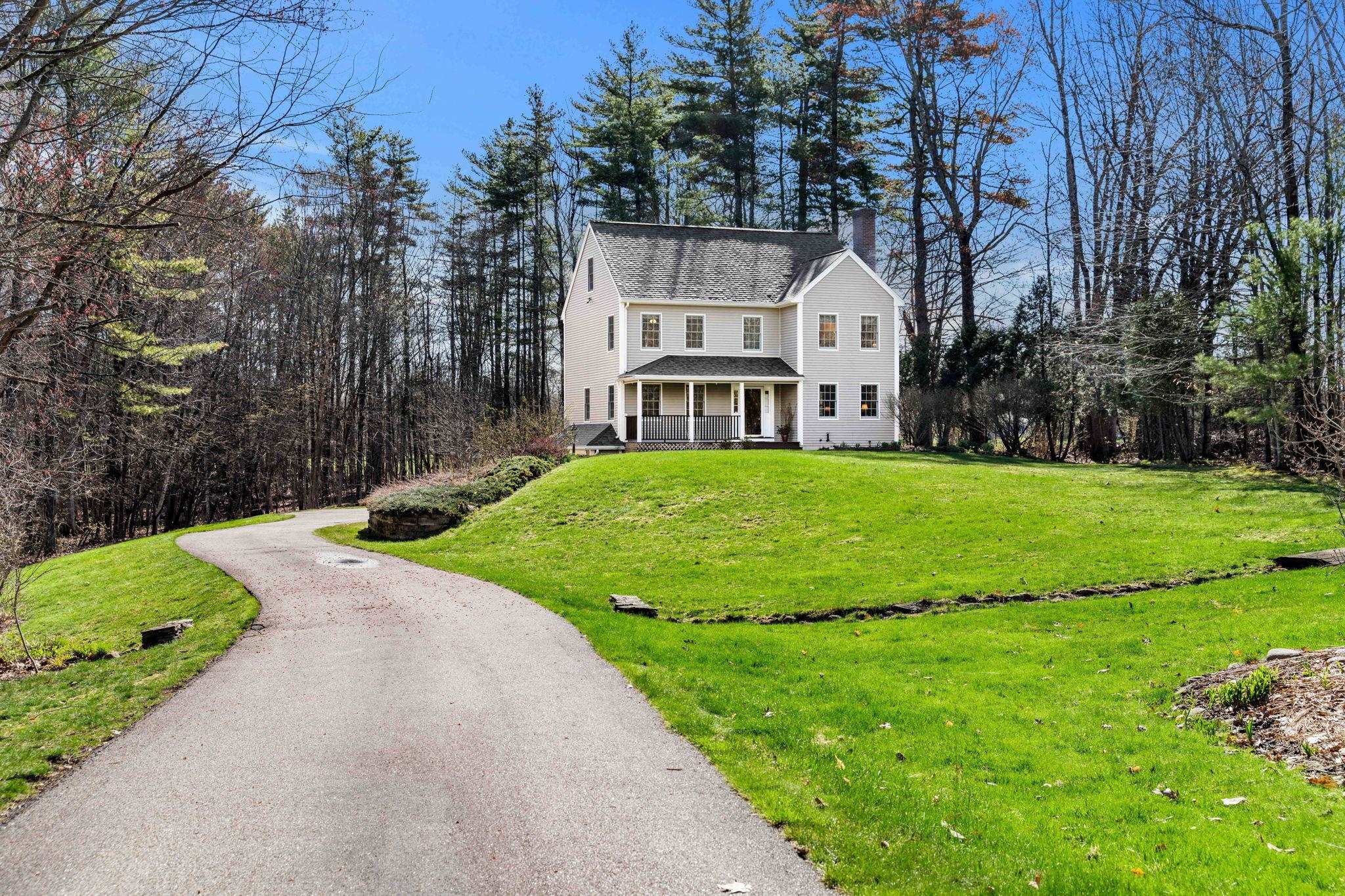 7 Lindon Dr, Brentwood, NH 03833