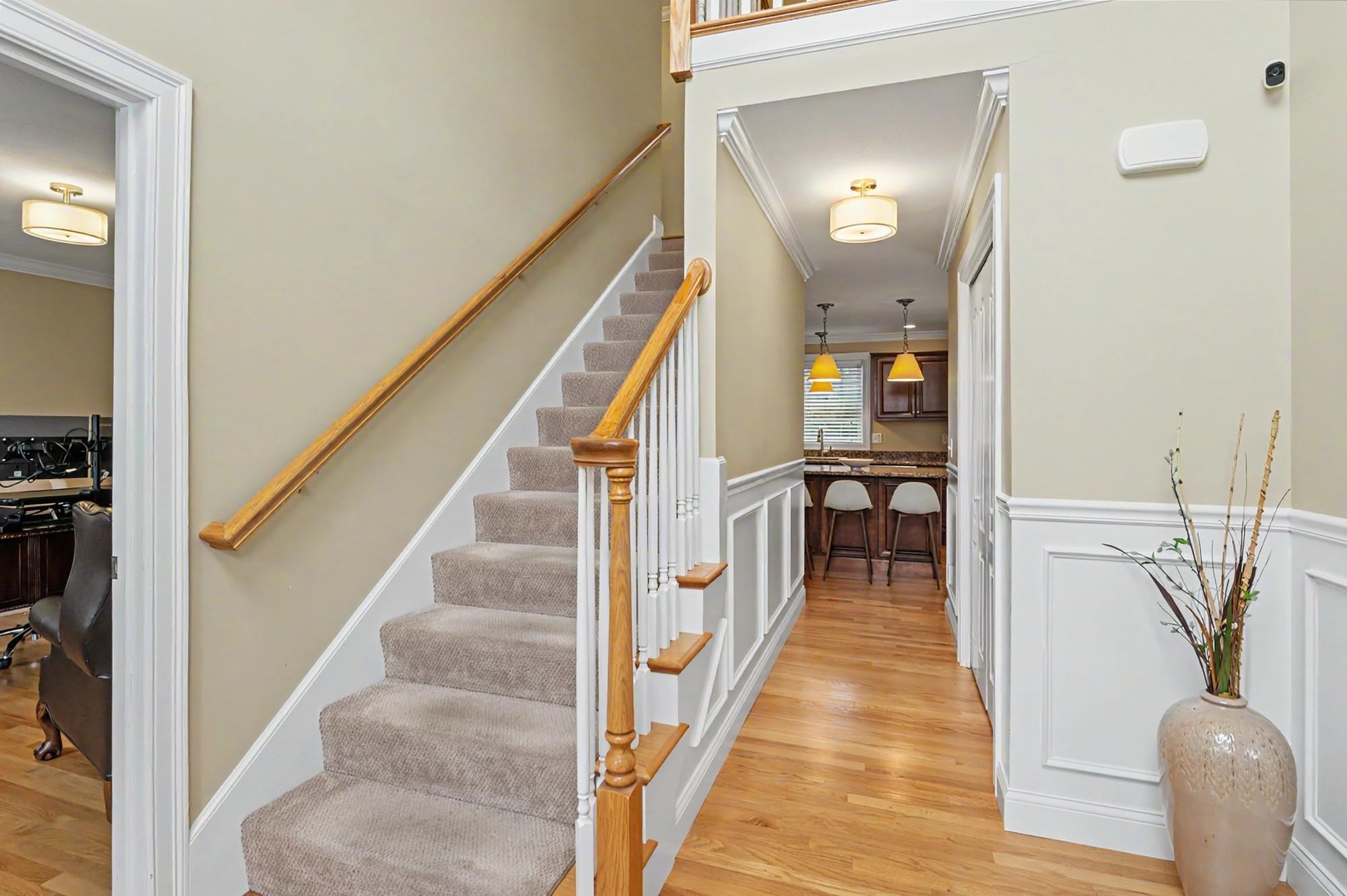 10 Harmony Ln, Pelham, NH 03076