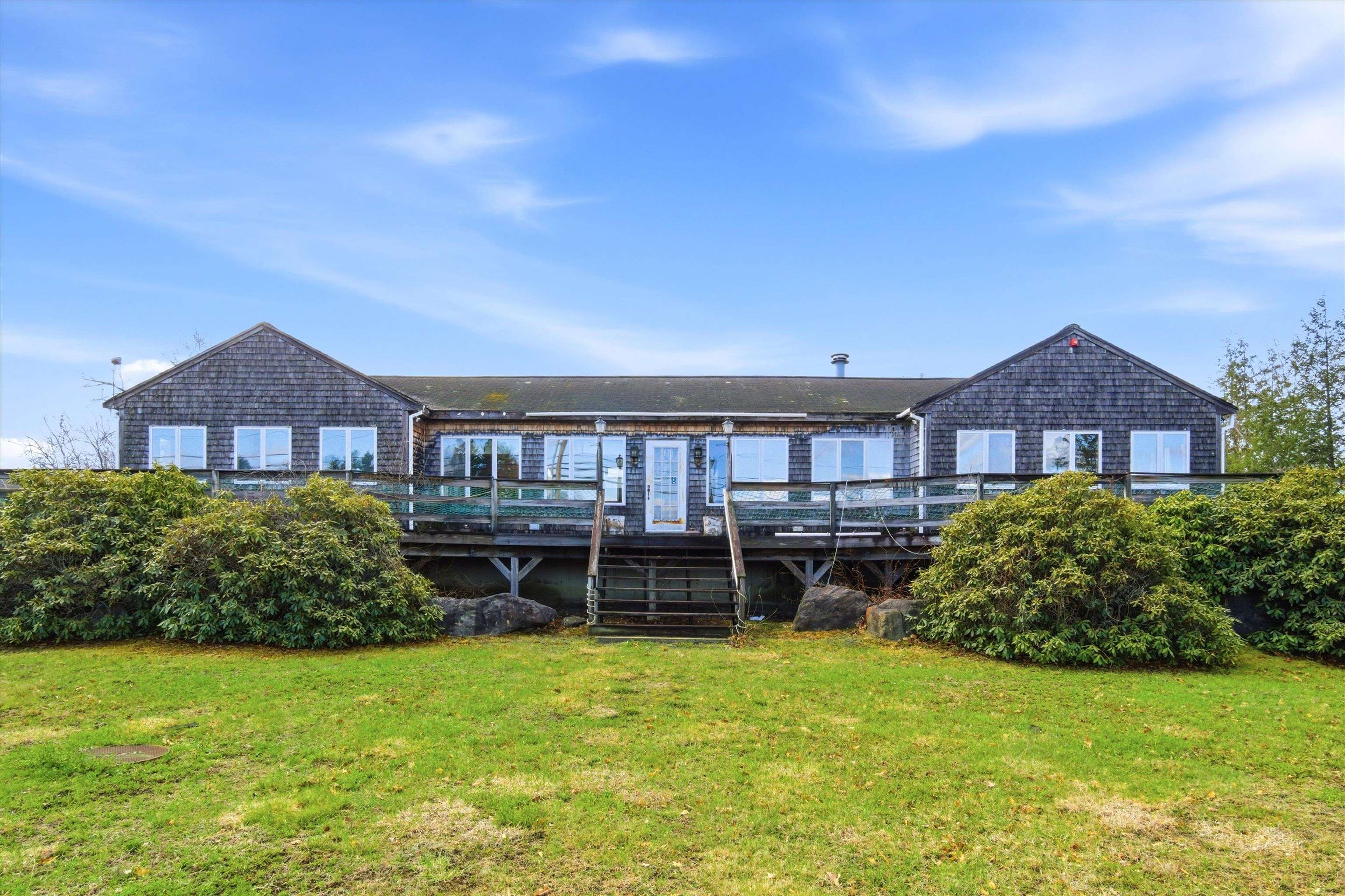 40 WEIRS Road — photo 2