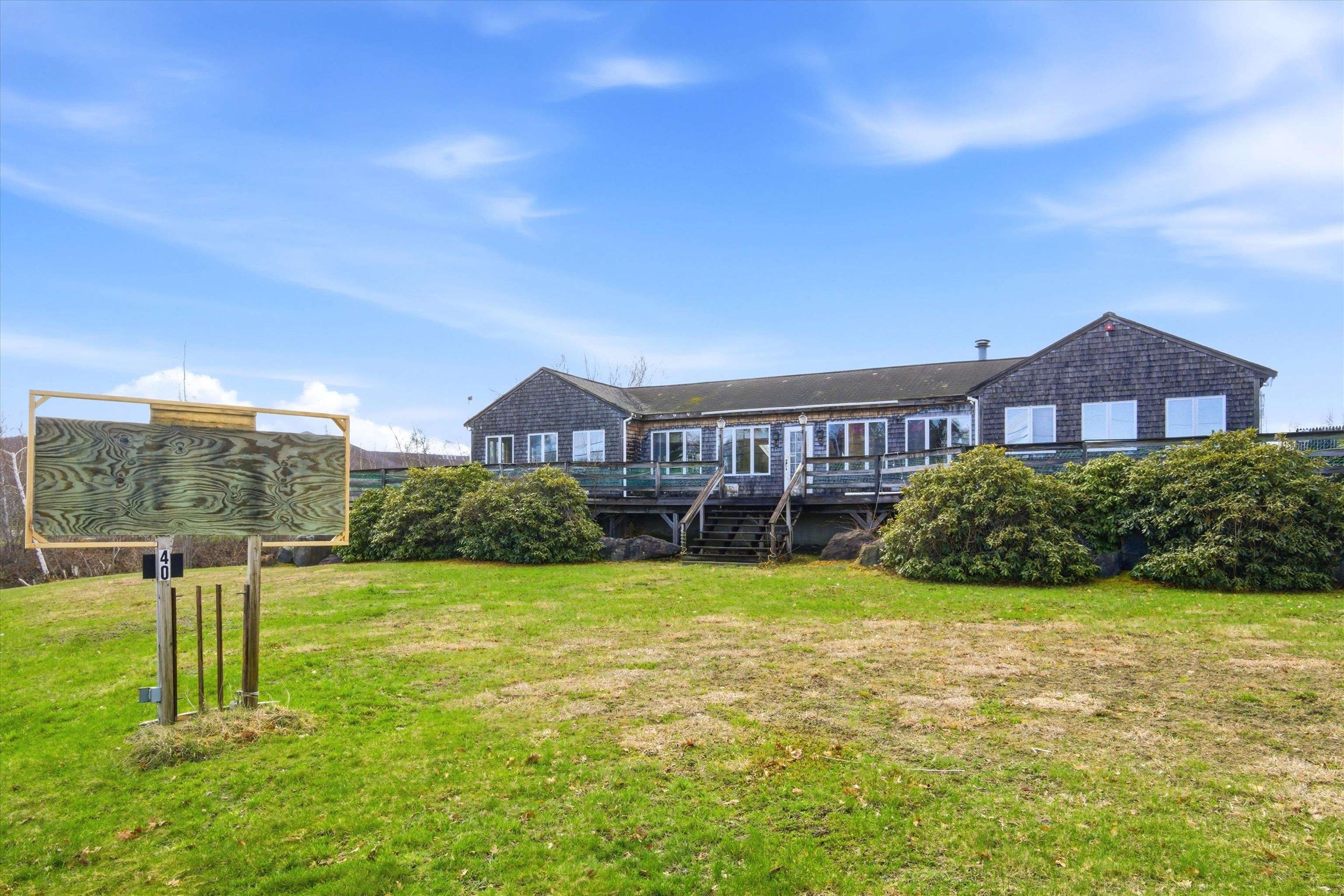 40 WEIRS Road — photo 3