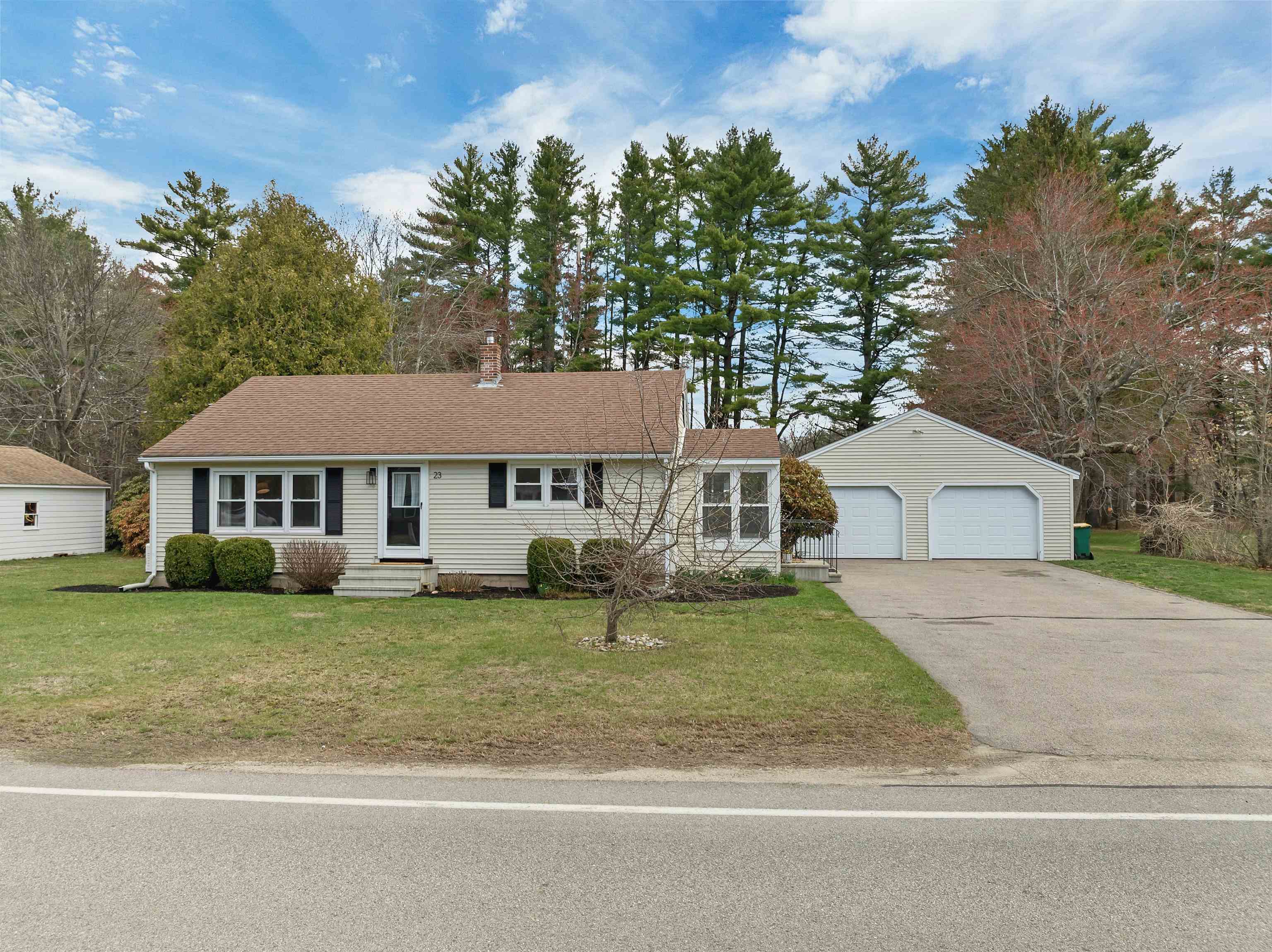 23 Cross Rd, Rochester, NH 03868