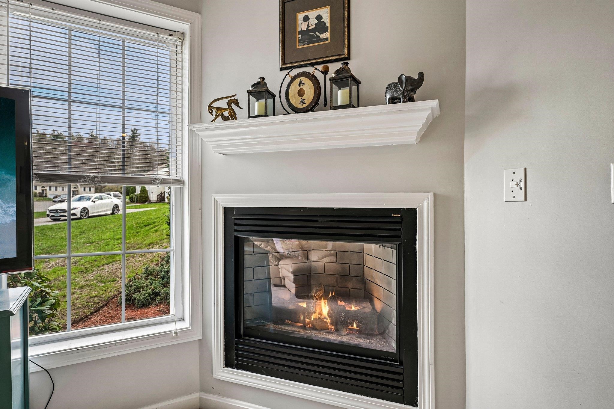 4 Patriot Dr, Hampstead, NH 03826