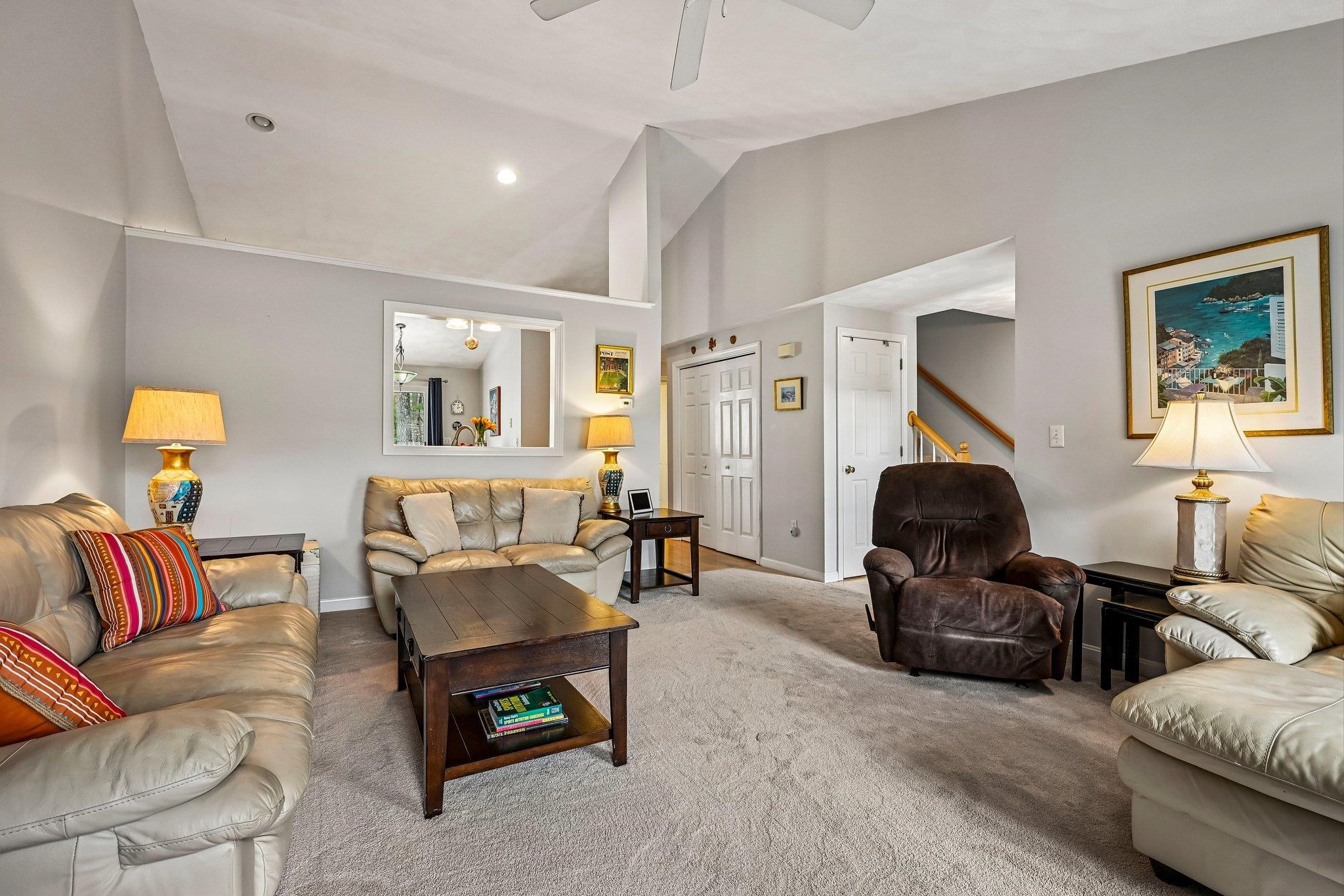 4 Patriot Dr, Hampstead, NH 03826