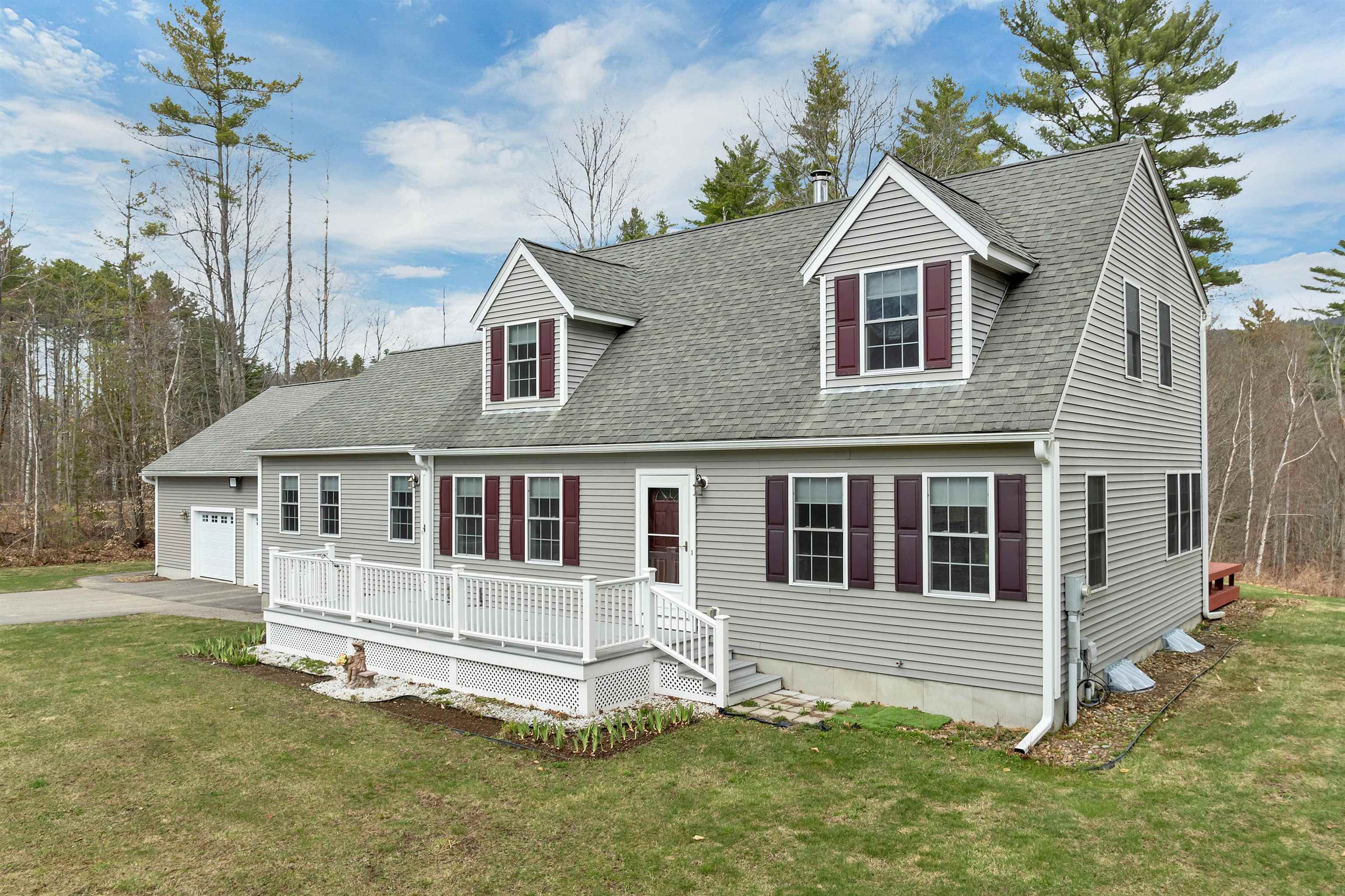 22 Duckworth Rd, Hebron, NH 03241