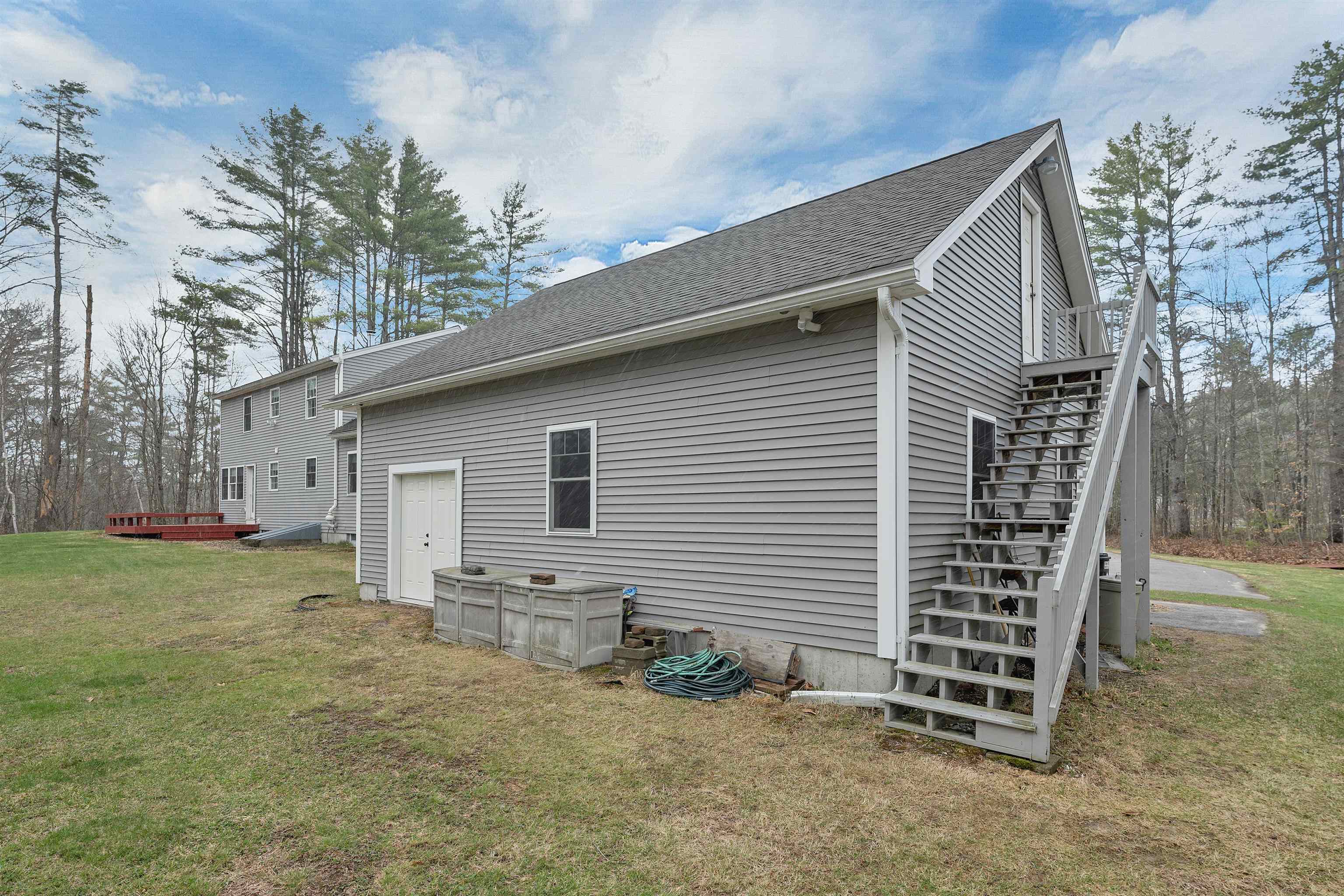 22 Duckworth Rd, Hebron, NH 03241