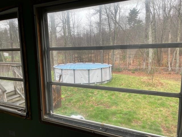 10 Fox Ln, Rochester, NH 03867