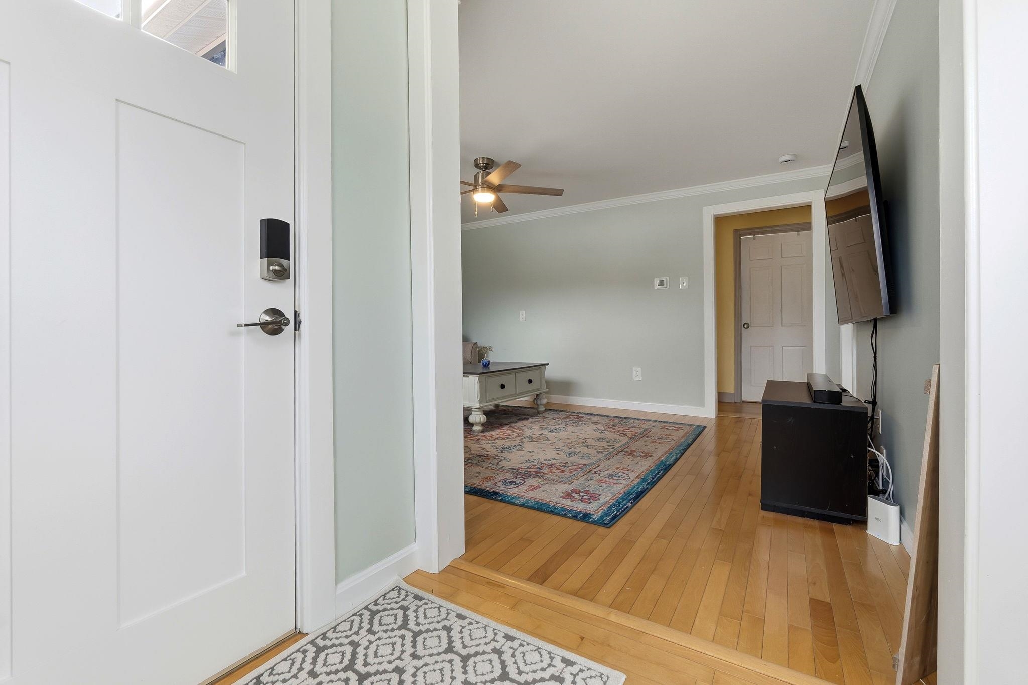 182 S Main St, Newton, NH 03858