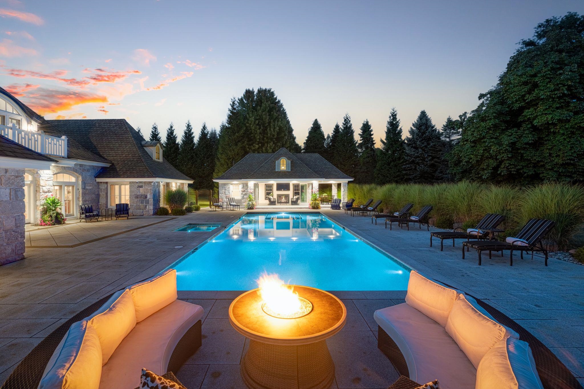 85 Wentworth Rd, Rye, NH 03870