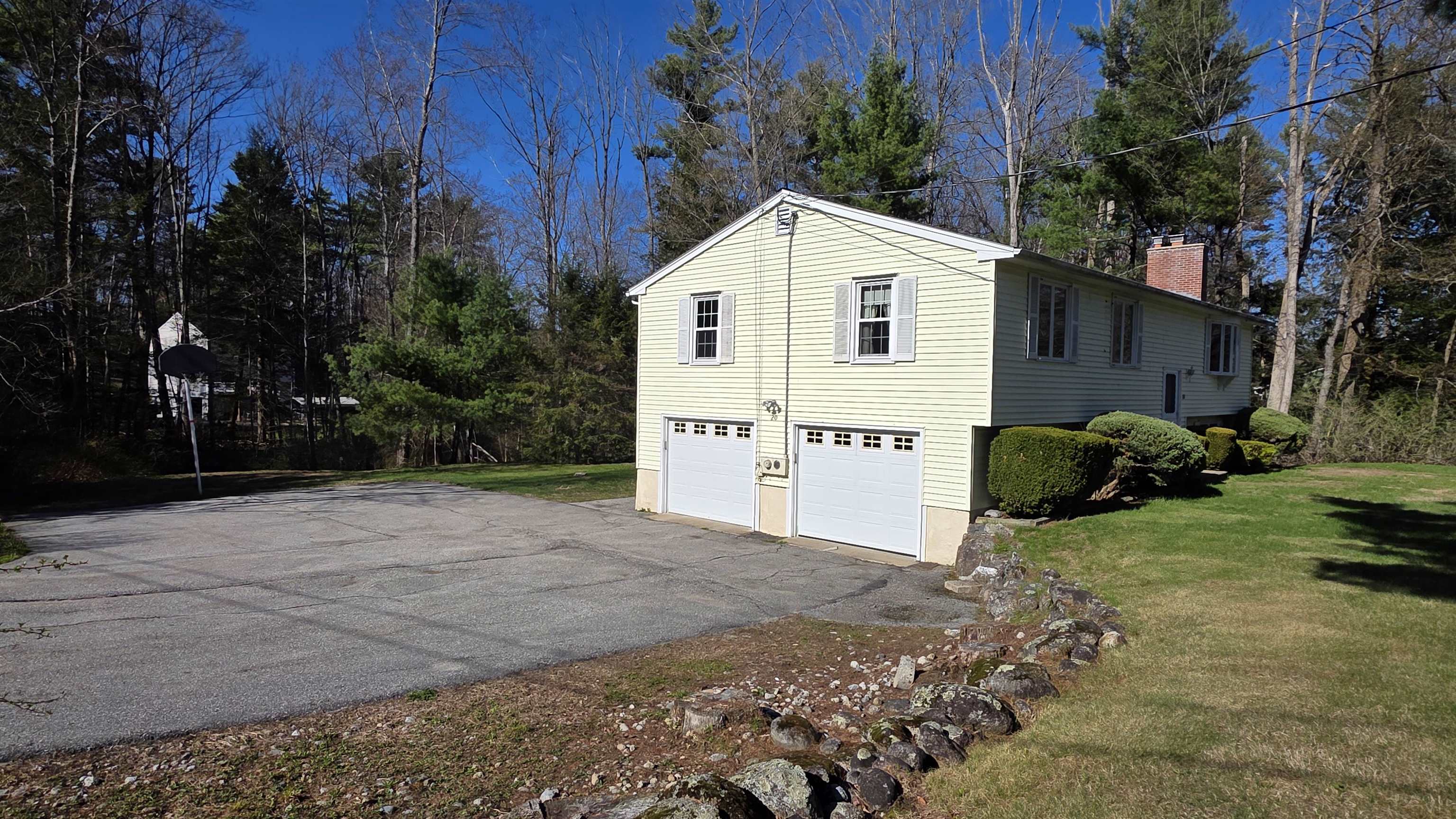 20 Blair Ave, Hillsborough, NH 03244