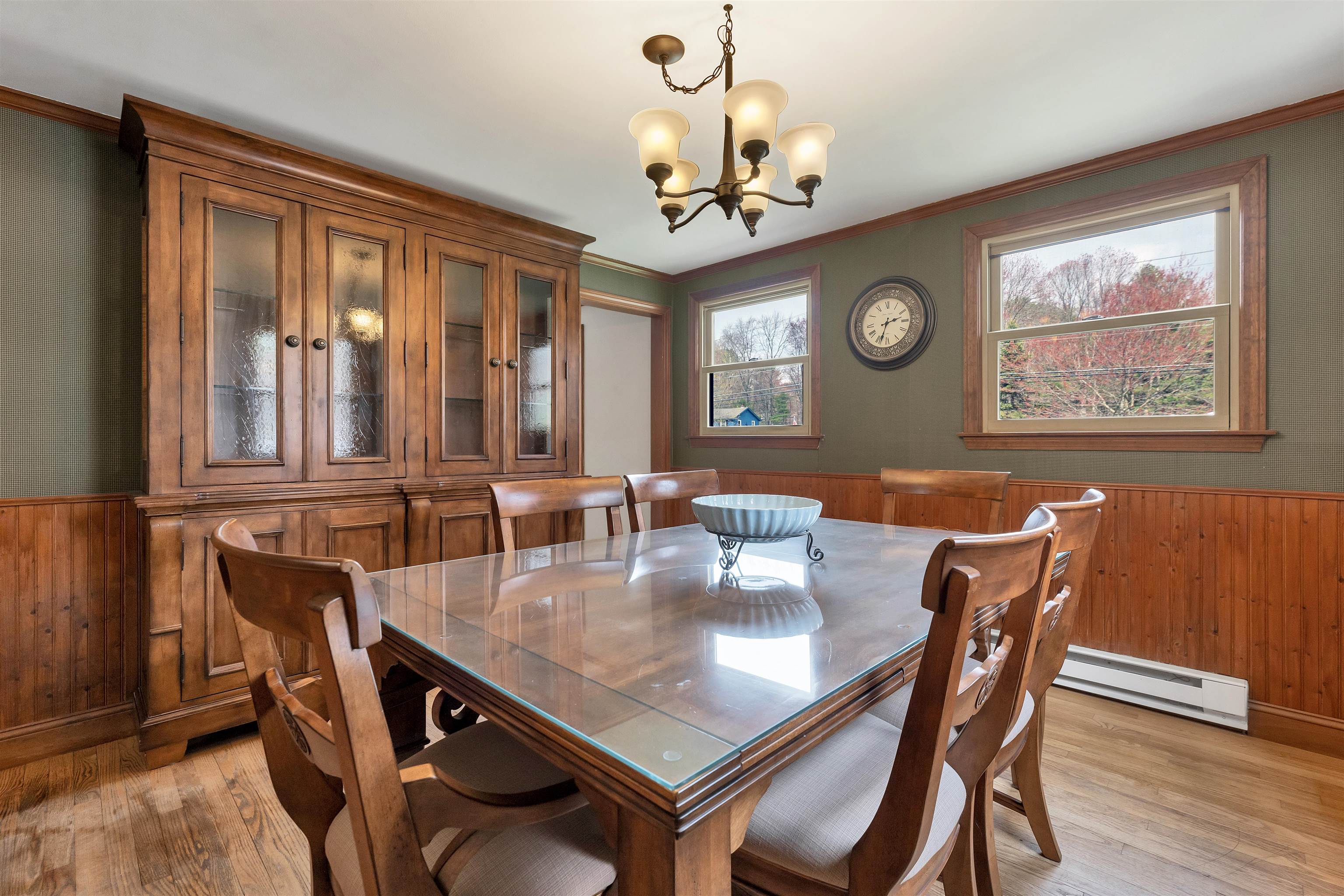 53 Mammoth Rd, Londonderry, NH 03053