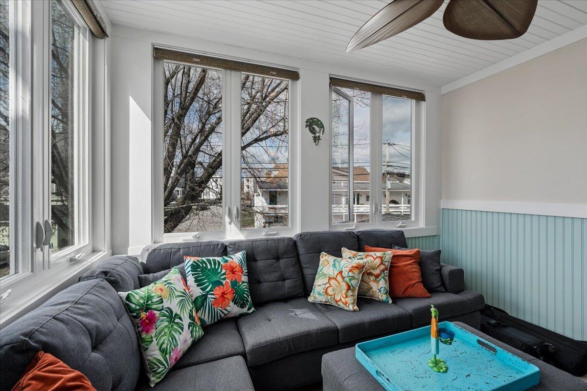 286 Coolidge Ave, Manchester, NH 03102