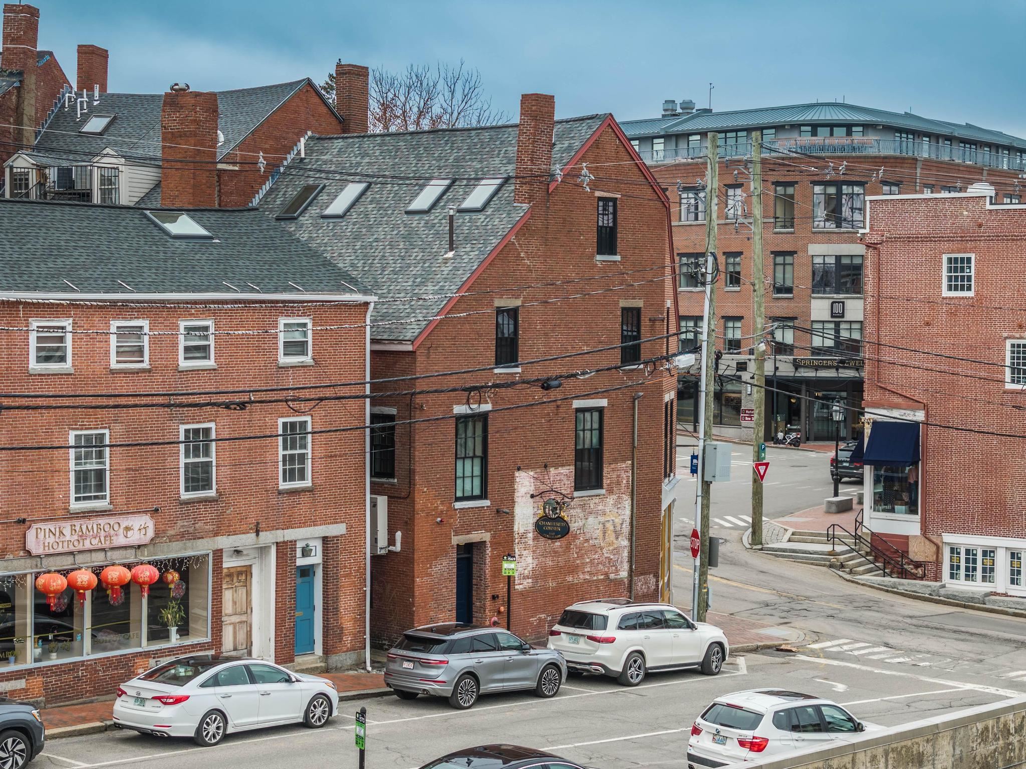 8 Bow St, Portsmouth, NH 03801