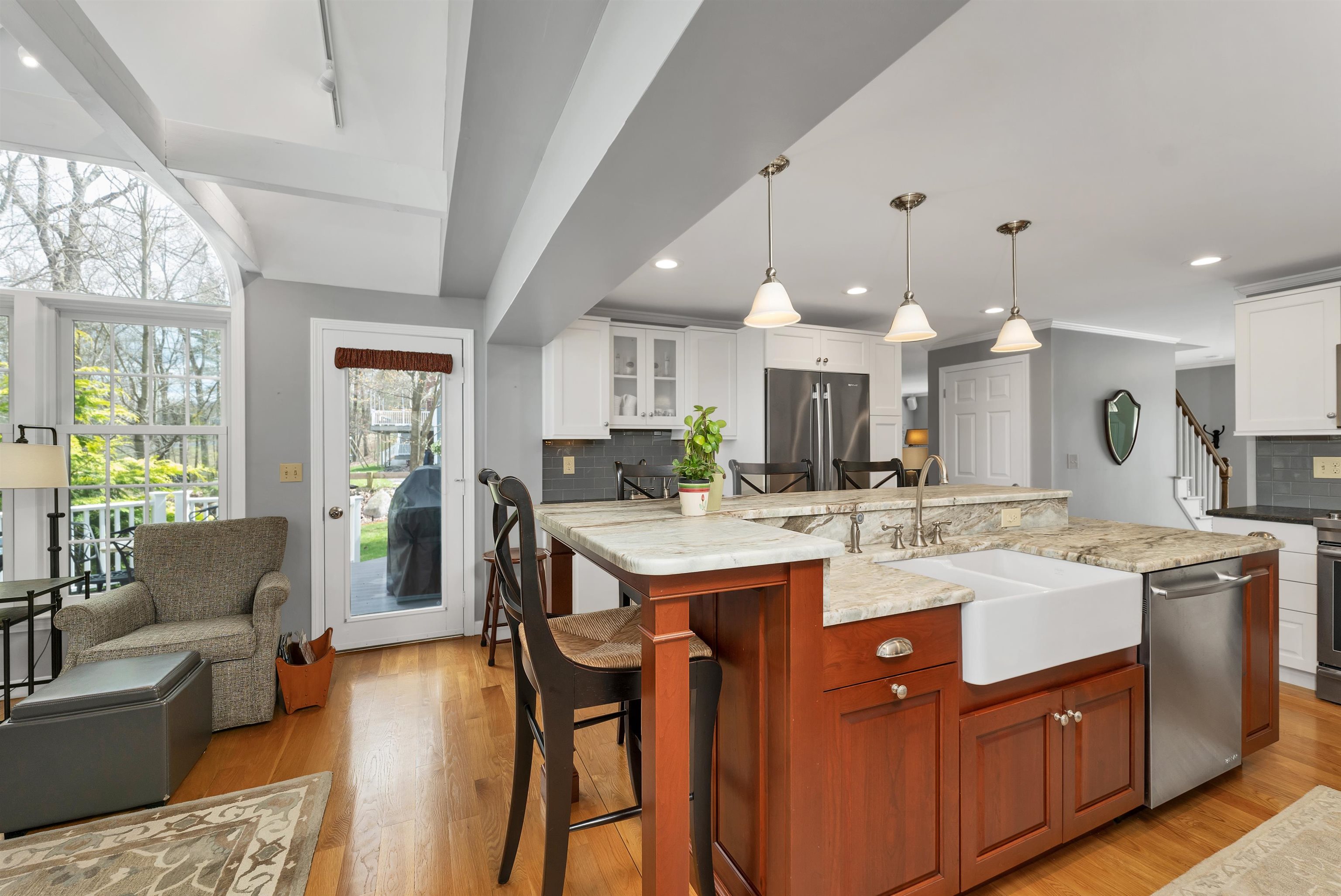 70 Spindlewick Dr, Nashua, NH 03062