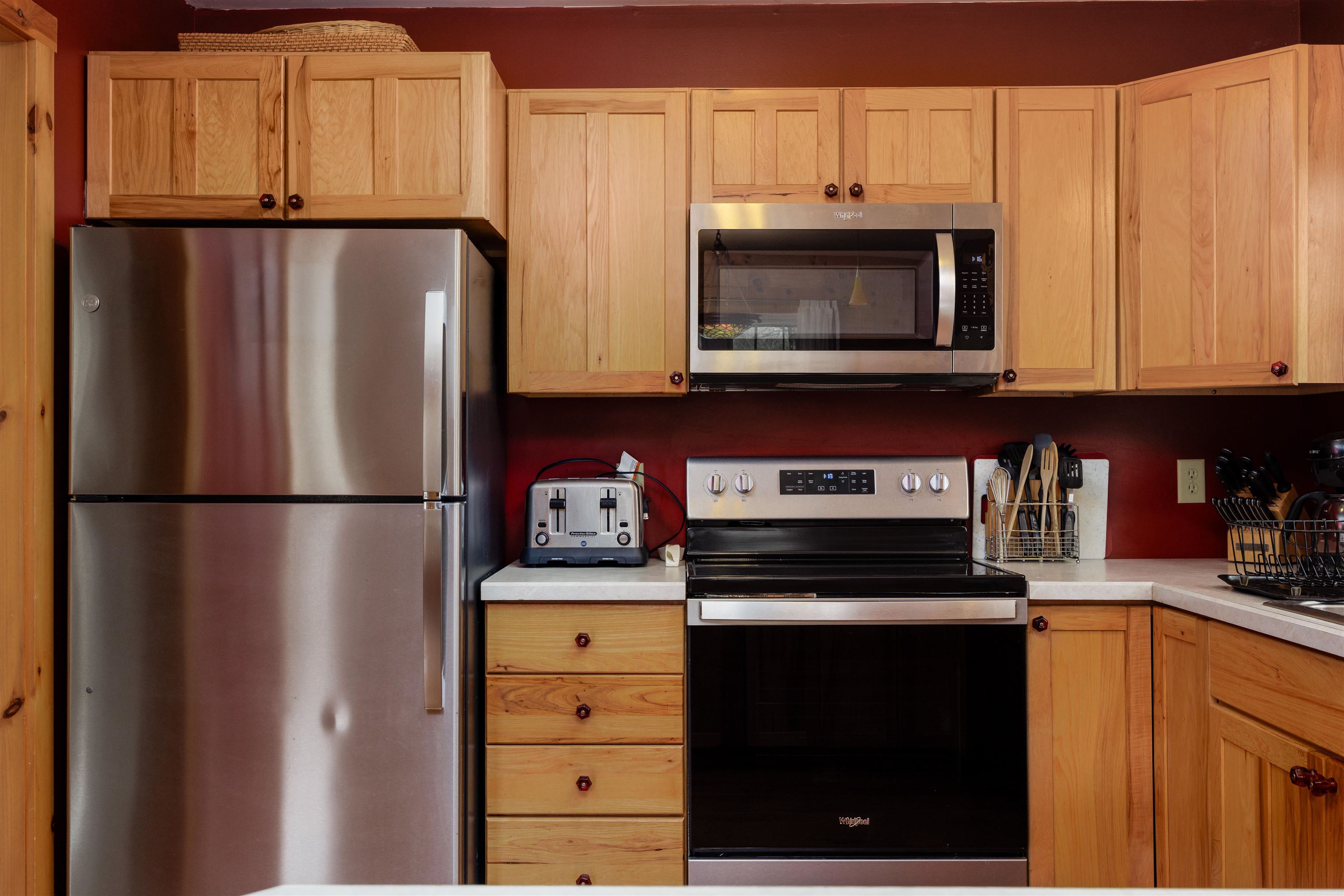 331 Chalk Pond Rd, Newbury, NH 03255