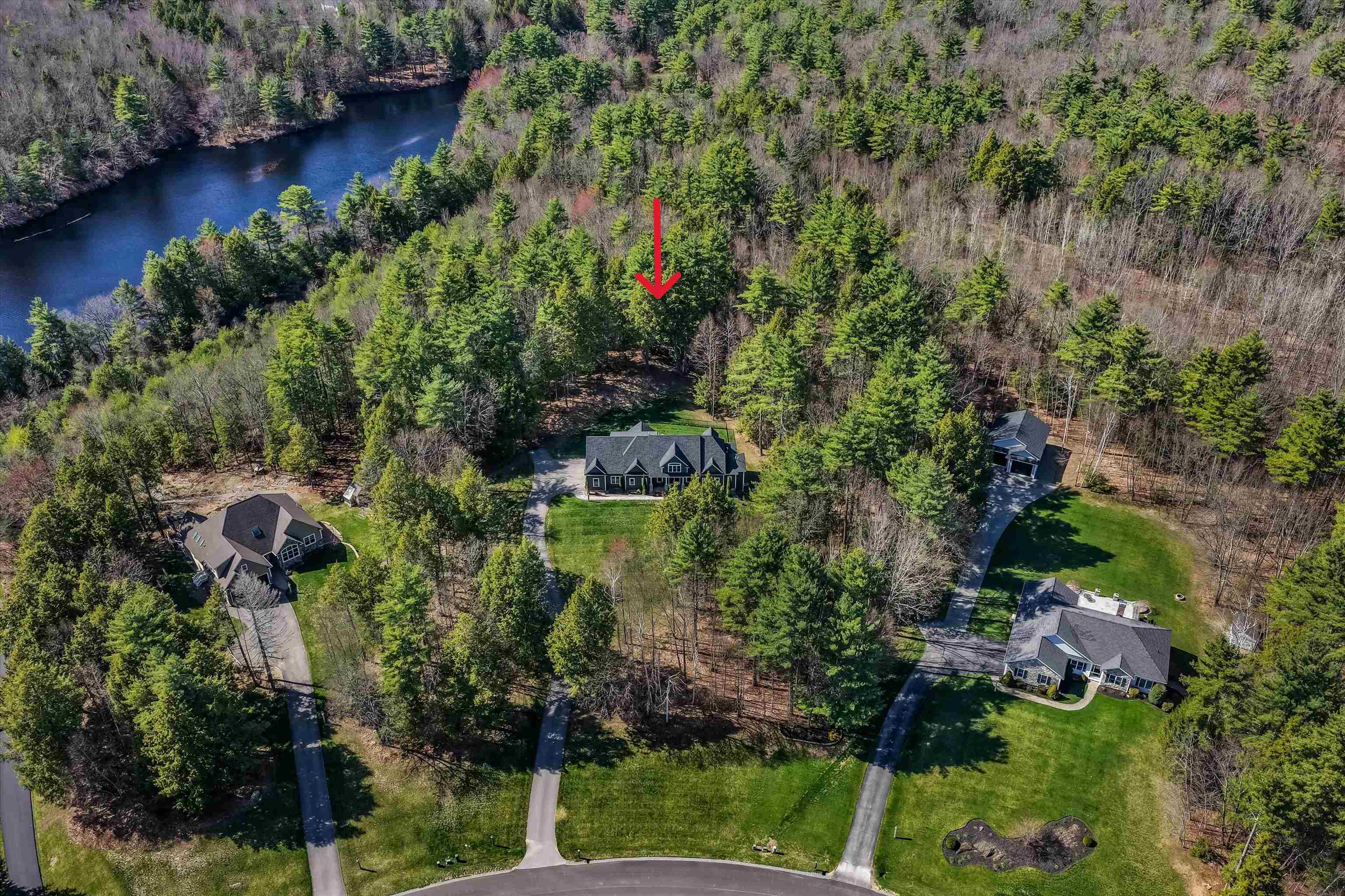 79 Thunder Rd, Fremont, NH 03044