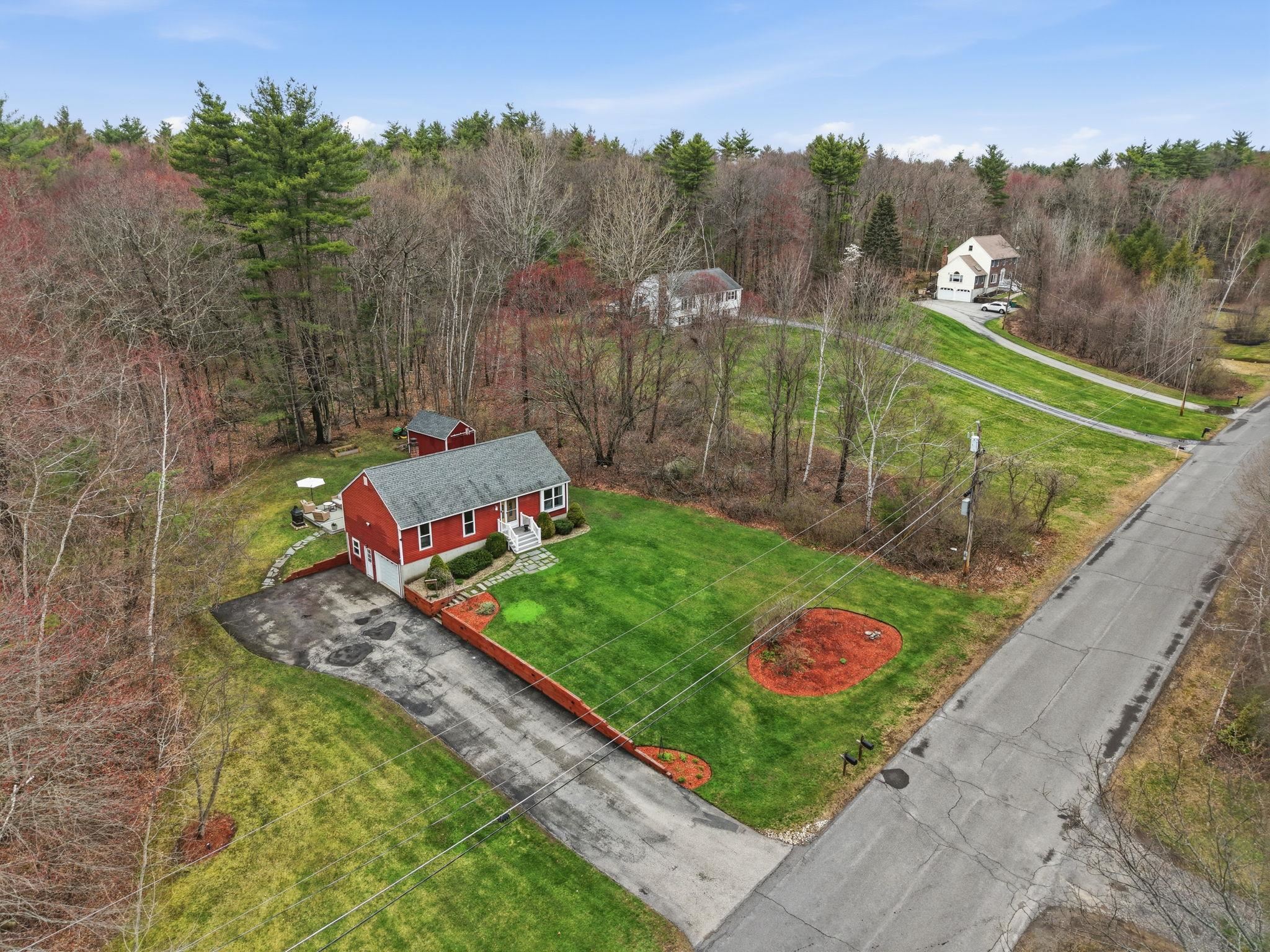 5 Jericho Dr, Kingston, NH 03848