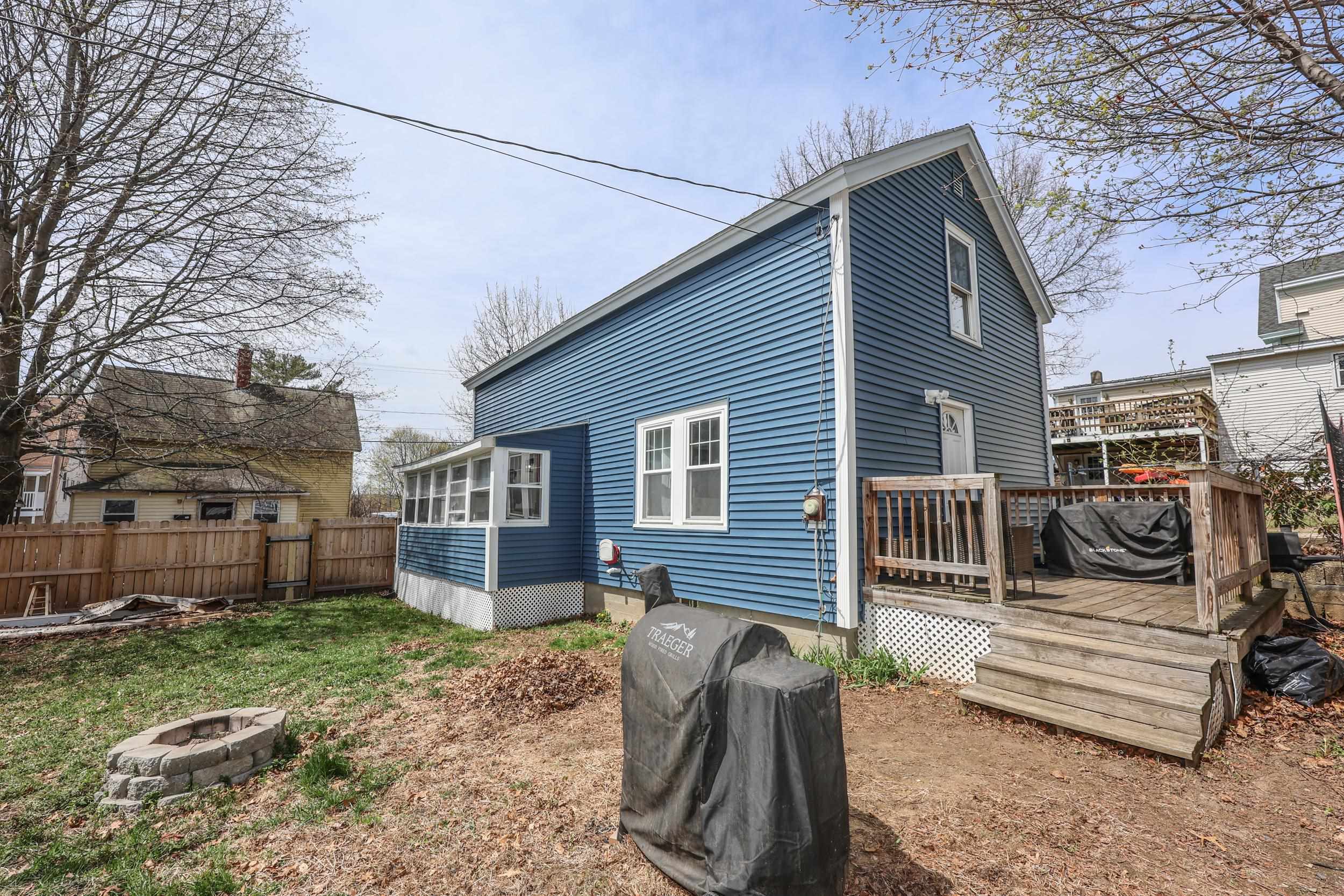 7 High St, Pembroke, NH 03275