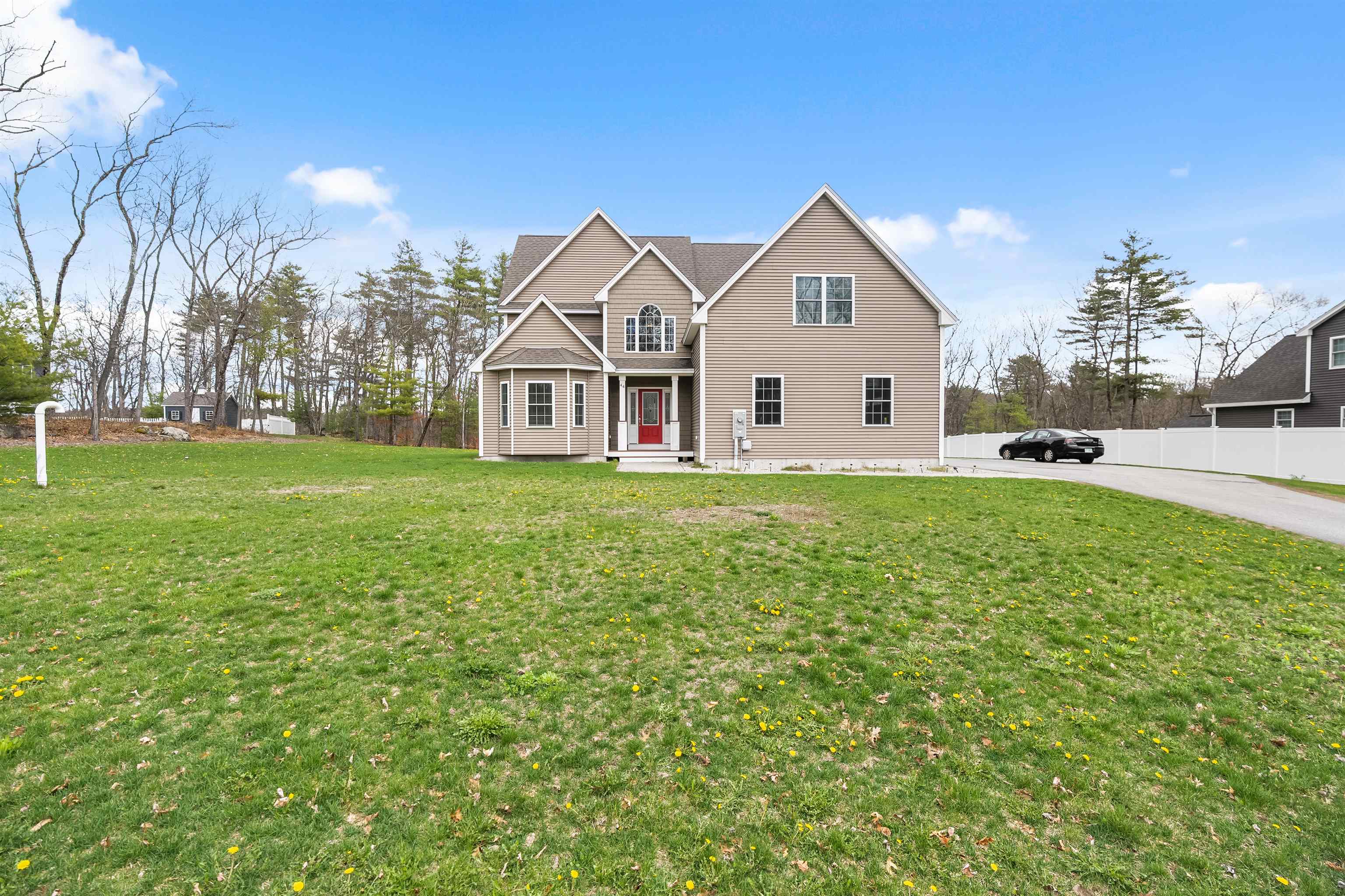 44 Sheffield St, Windham, NH 03087