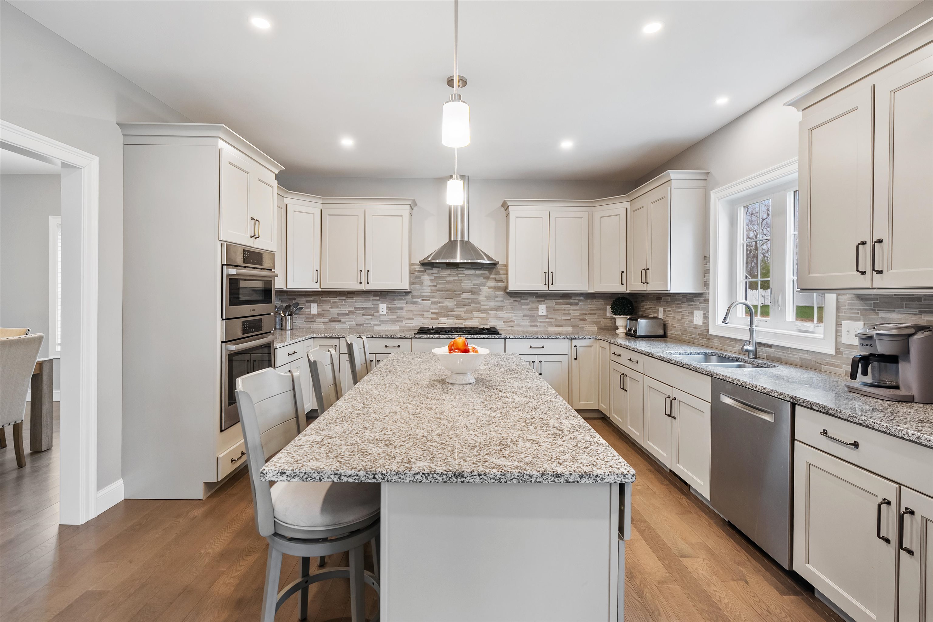 44 Sheffield St, Windham, NH 03087