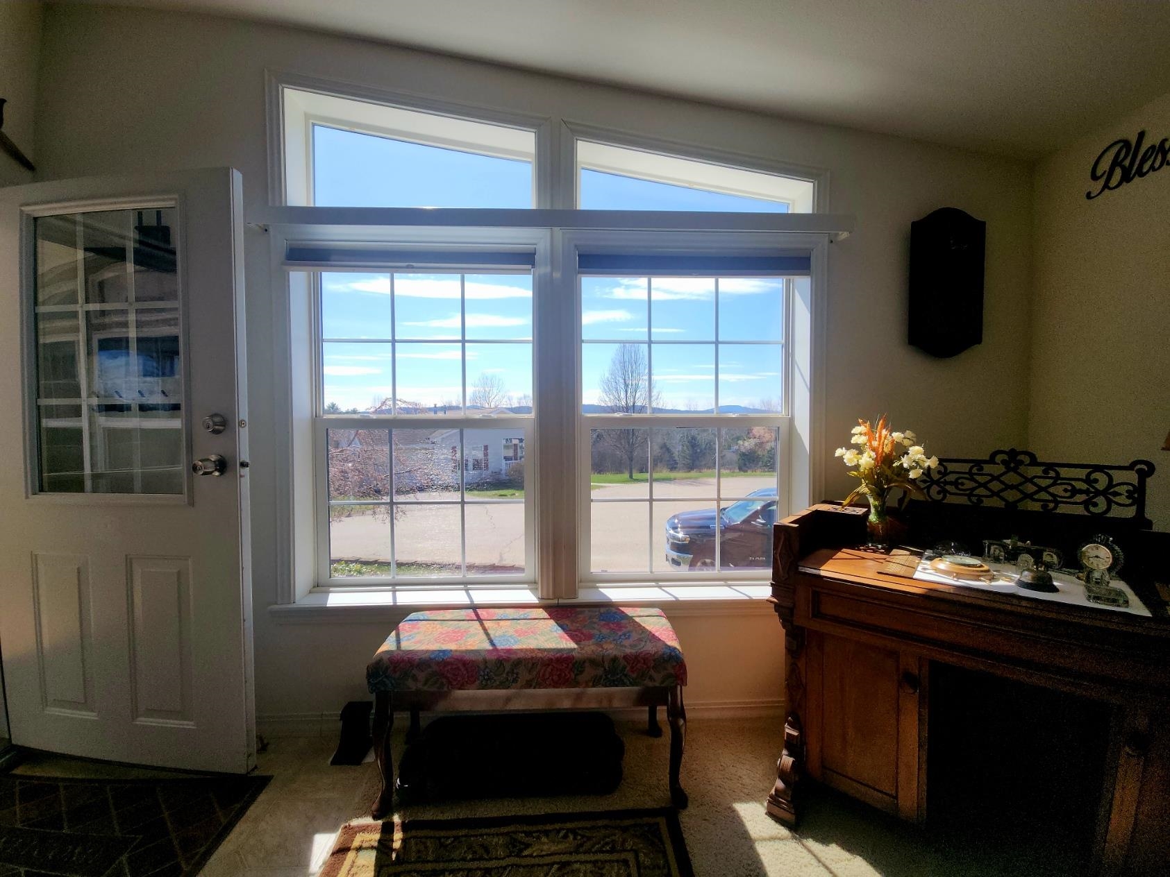 3 Sunset Ave, Franklin, NH 03235