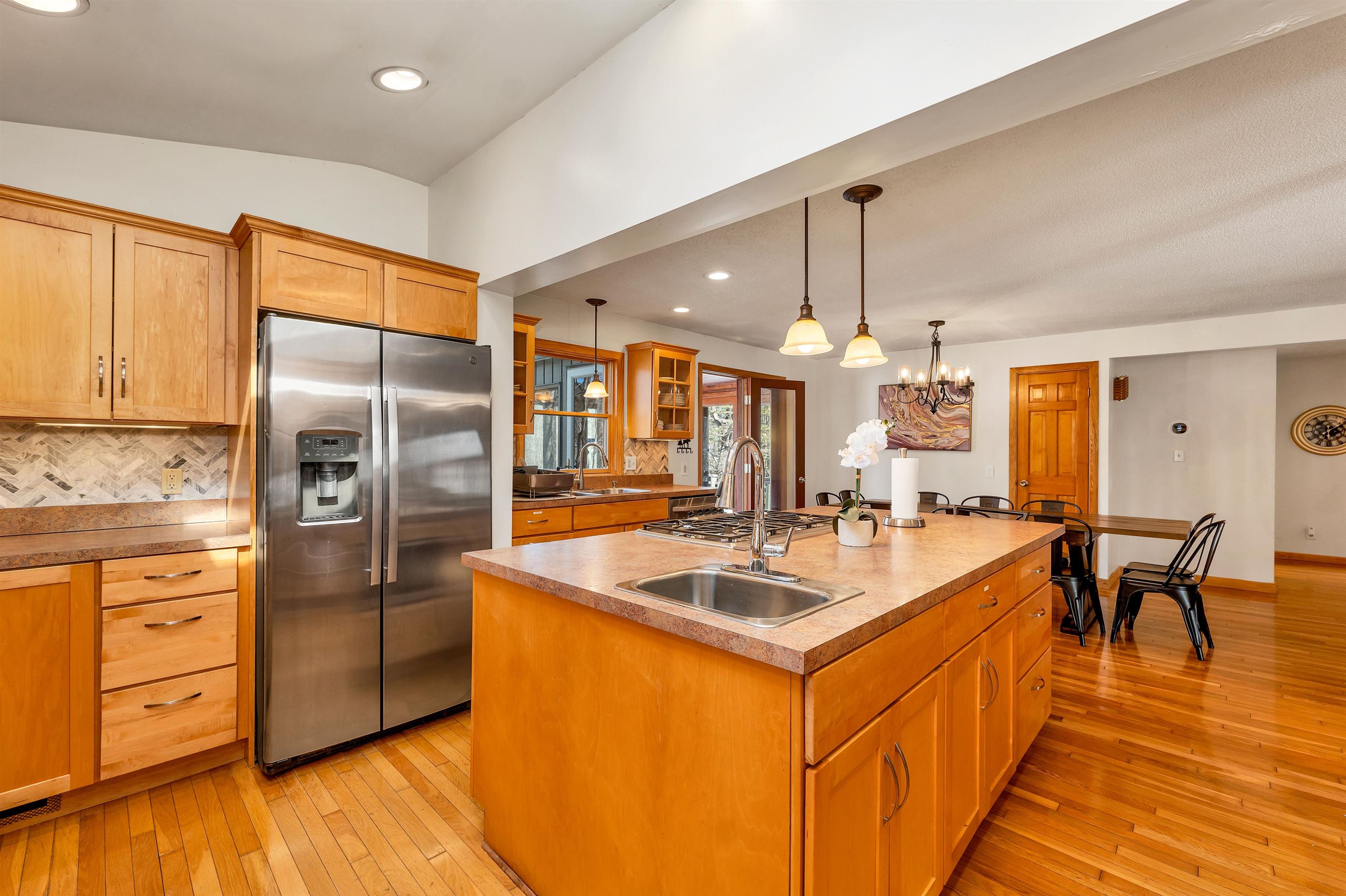 35 Valley Drive — photo 3