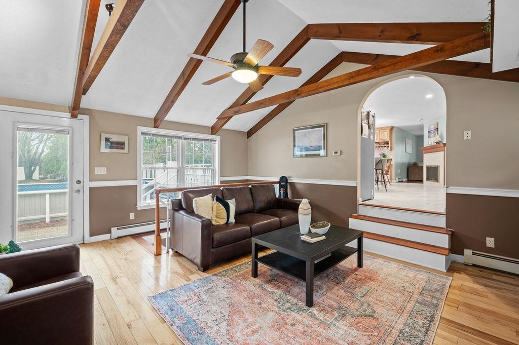 11 Witch Ln, Plaistow, NH 03865