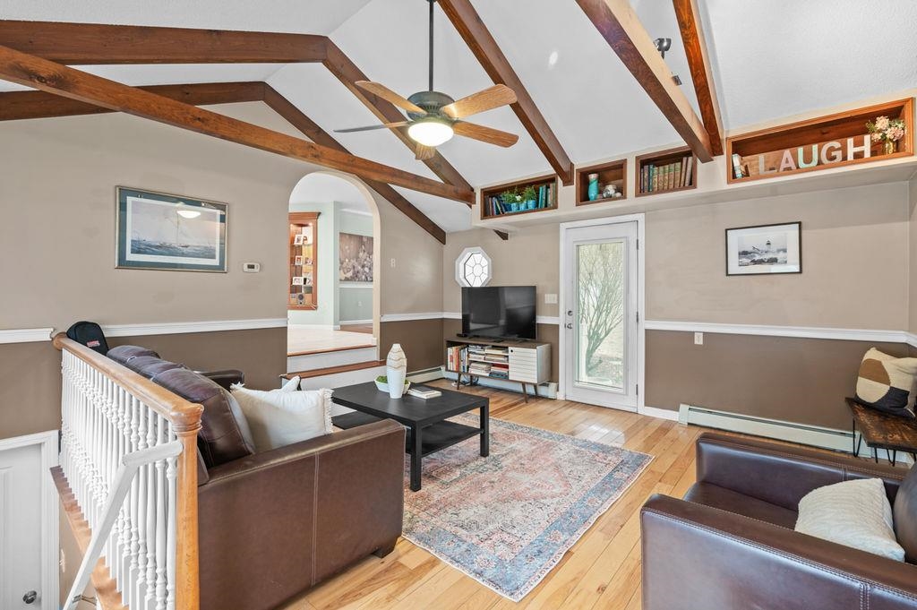 11 Witch Ln, Plaistow, NH 03865