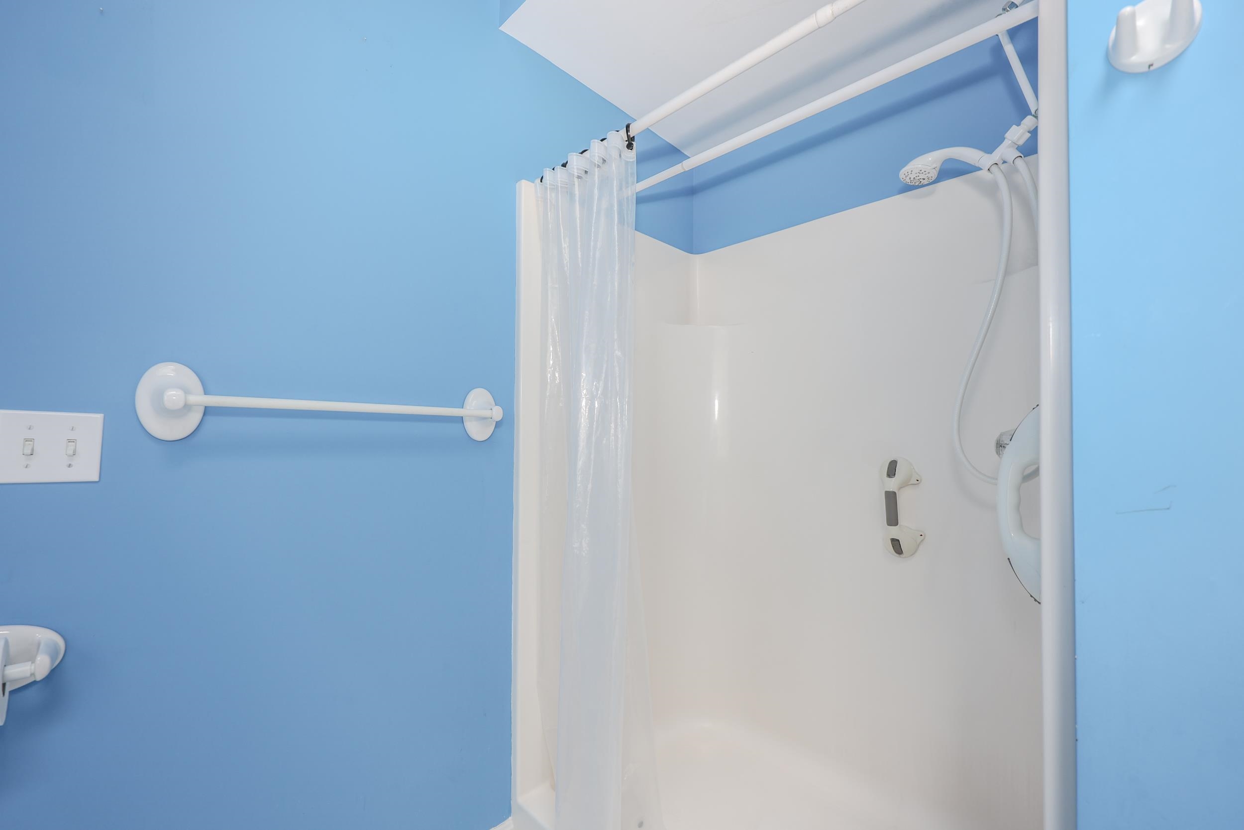 49 Drakes Ldg, Hampton, NH 03842