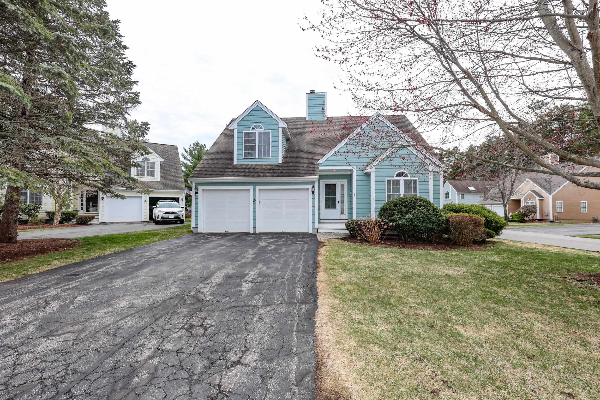 49 Drakes Ldg, Hampton, NH 03842