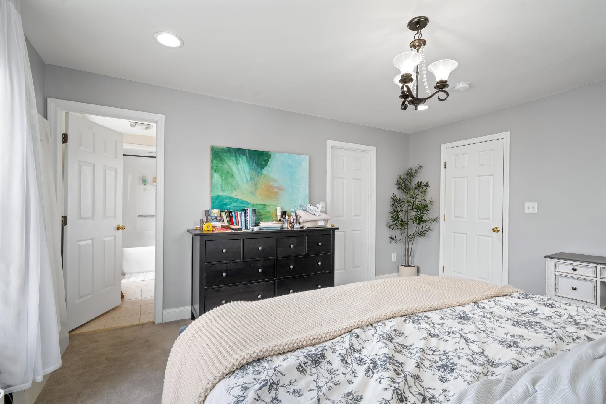 UNIT B MASTER BEDROOM