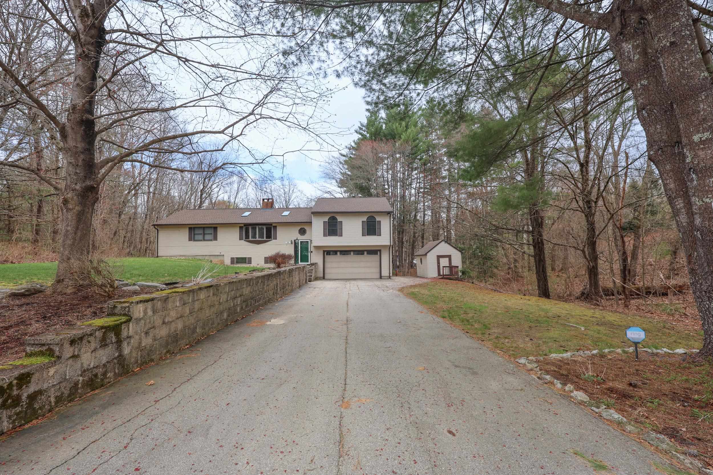 50 Edinburgh Dr, Bedford, NH 03110