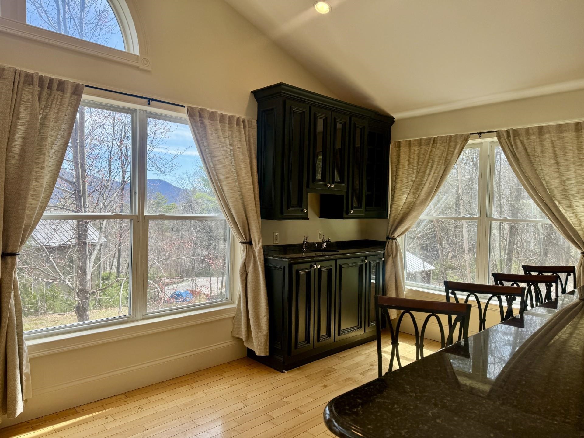 469 Allard Farm Circuit Rd, Conway, NH 03860