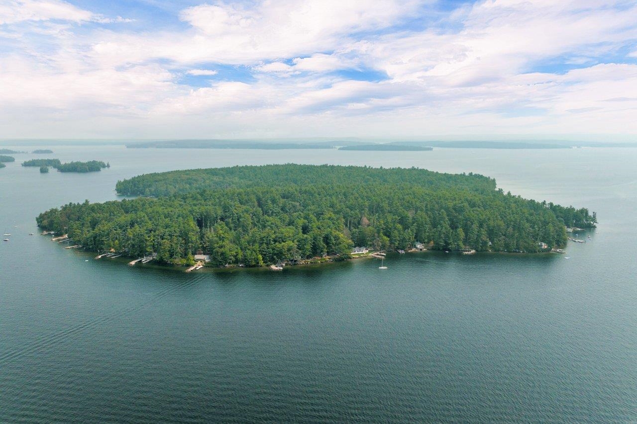59 Welch Island, Gilford, NH 03249