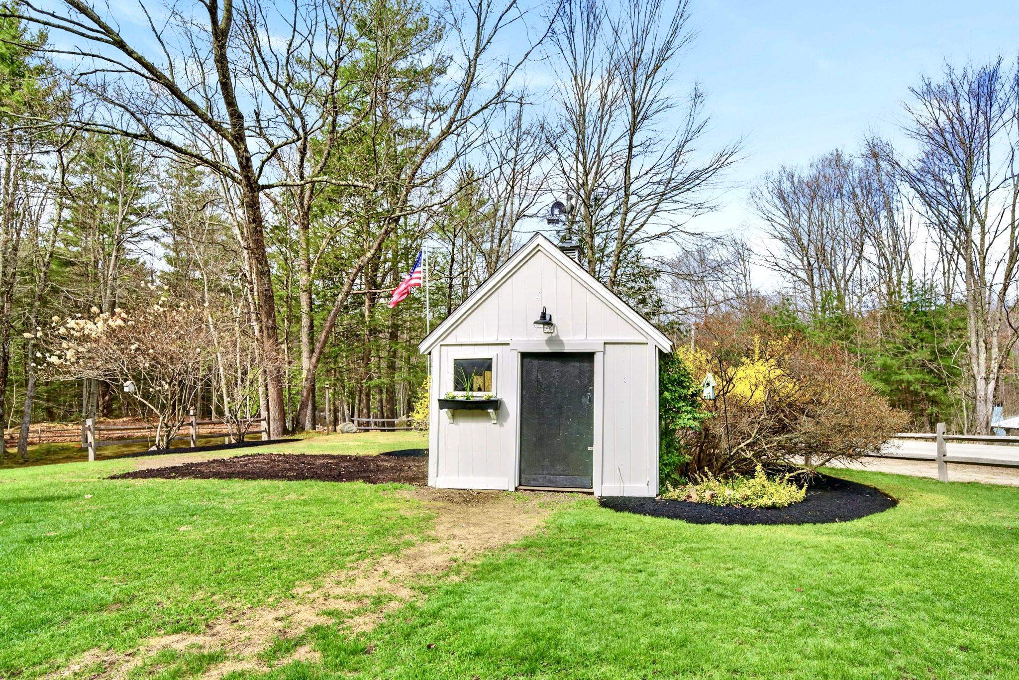 131 Colburn Rd, Milford, NH 03055