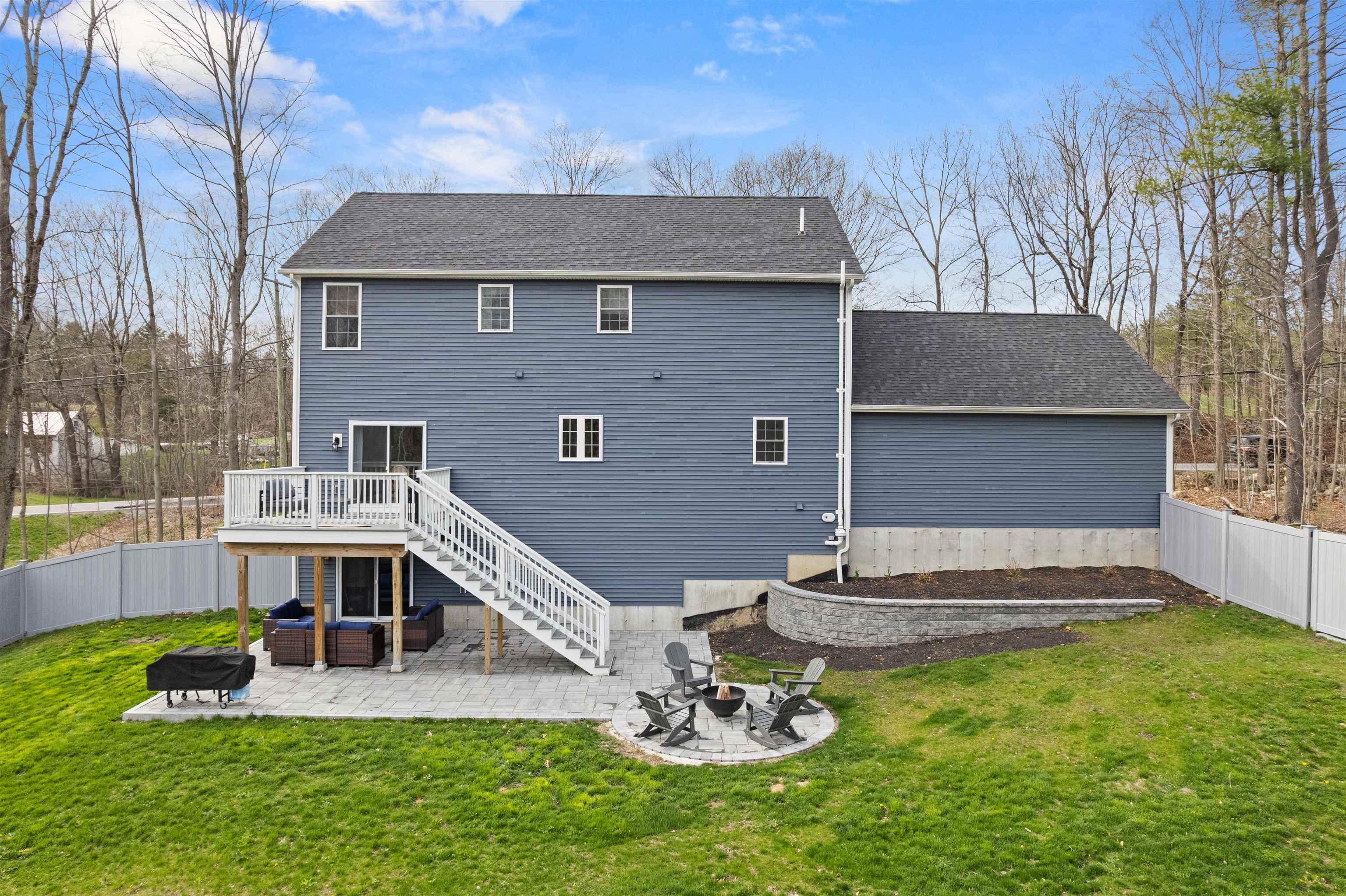 303 Derry Rd, Chester, NH 03036