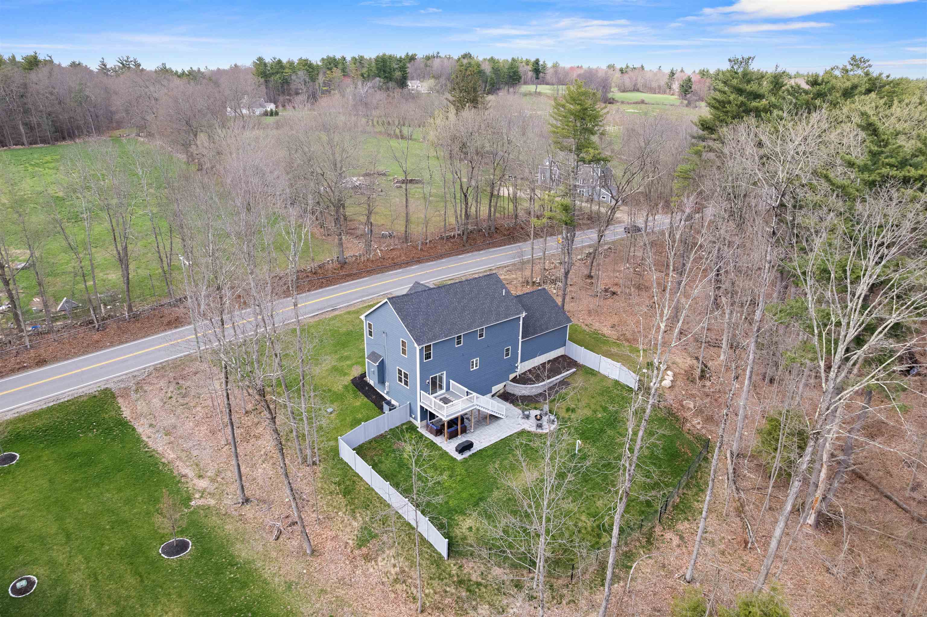 303 Derry Rd, Chester, NH 03036