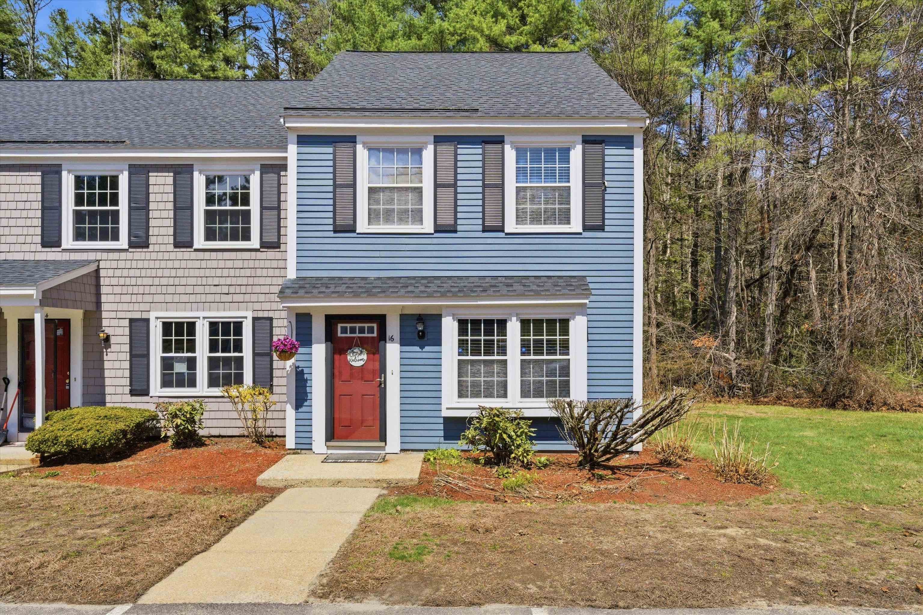 16 Kearns Dr, Merrimack, NH 03054