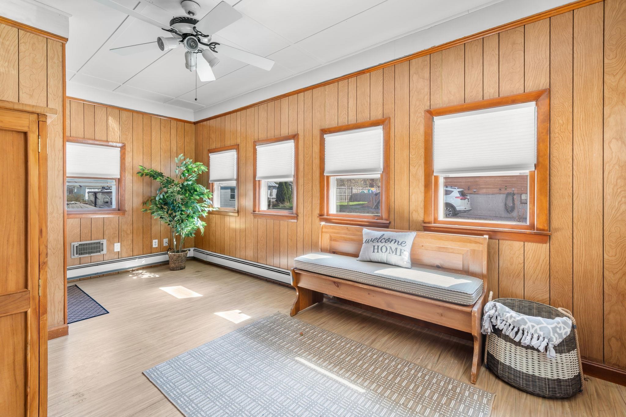 85 W Mitchell St, Manchester, NH 03103