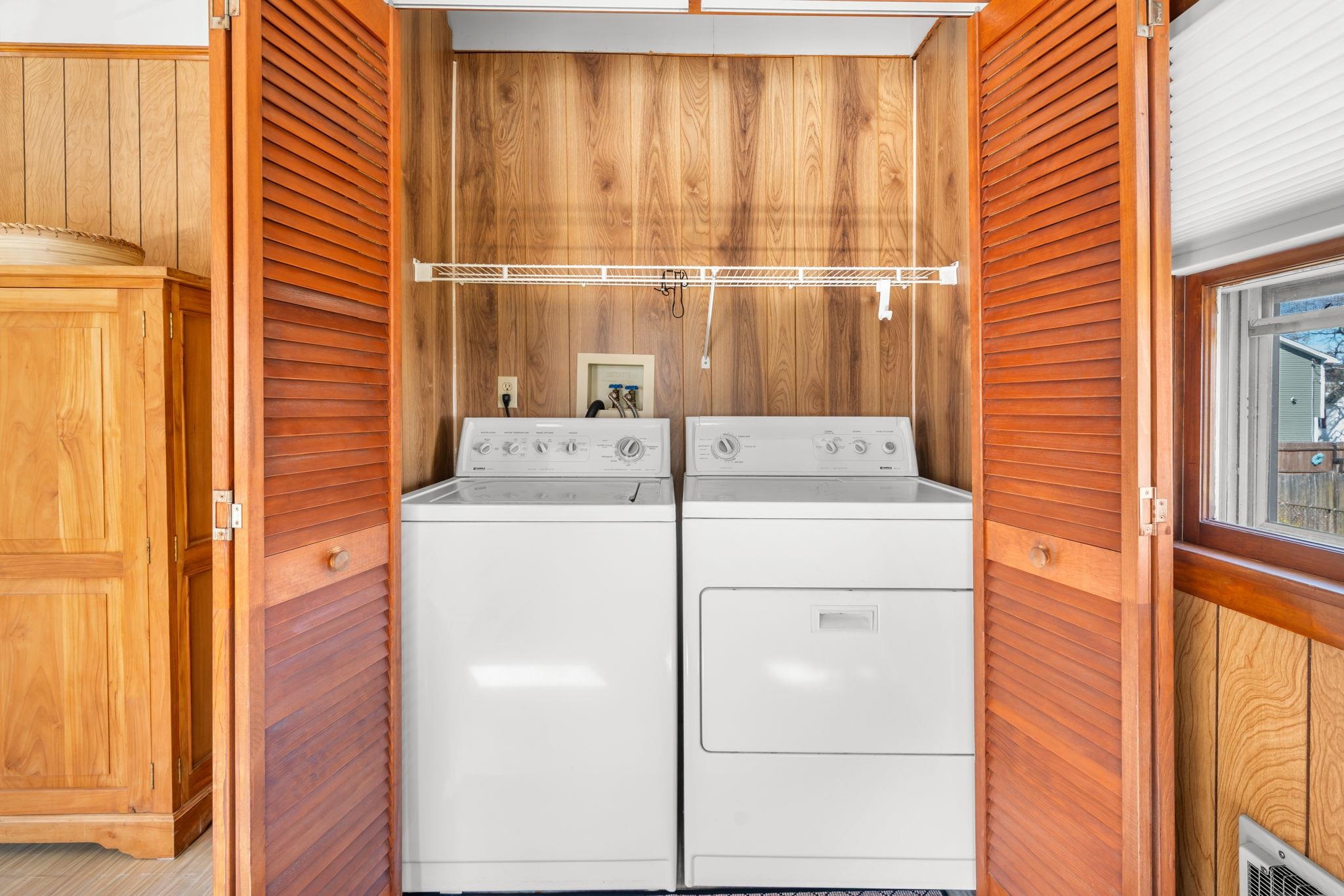 85 W Mitchell St, Manchester, NH 03103