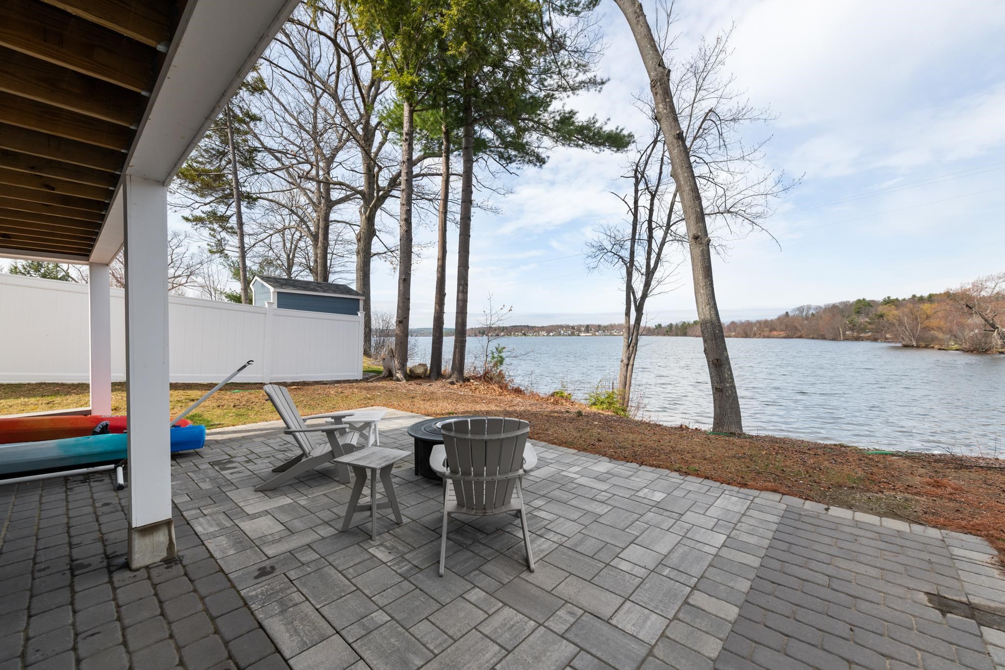 13 Opechee St, Laconia, NH 03246