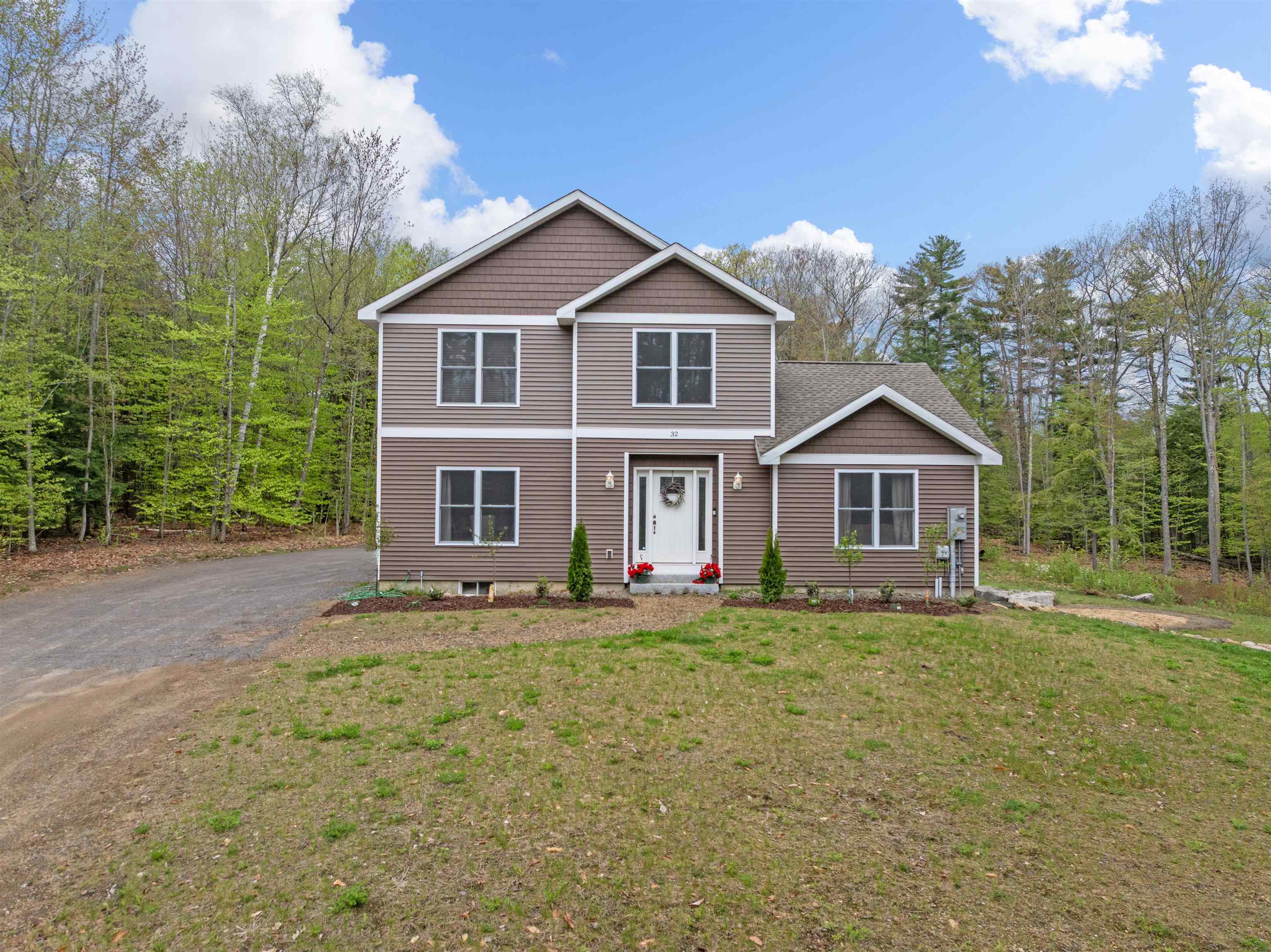 32 David Lewis Rd, Gilford, NH 03249